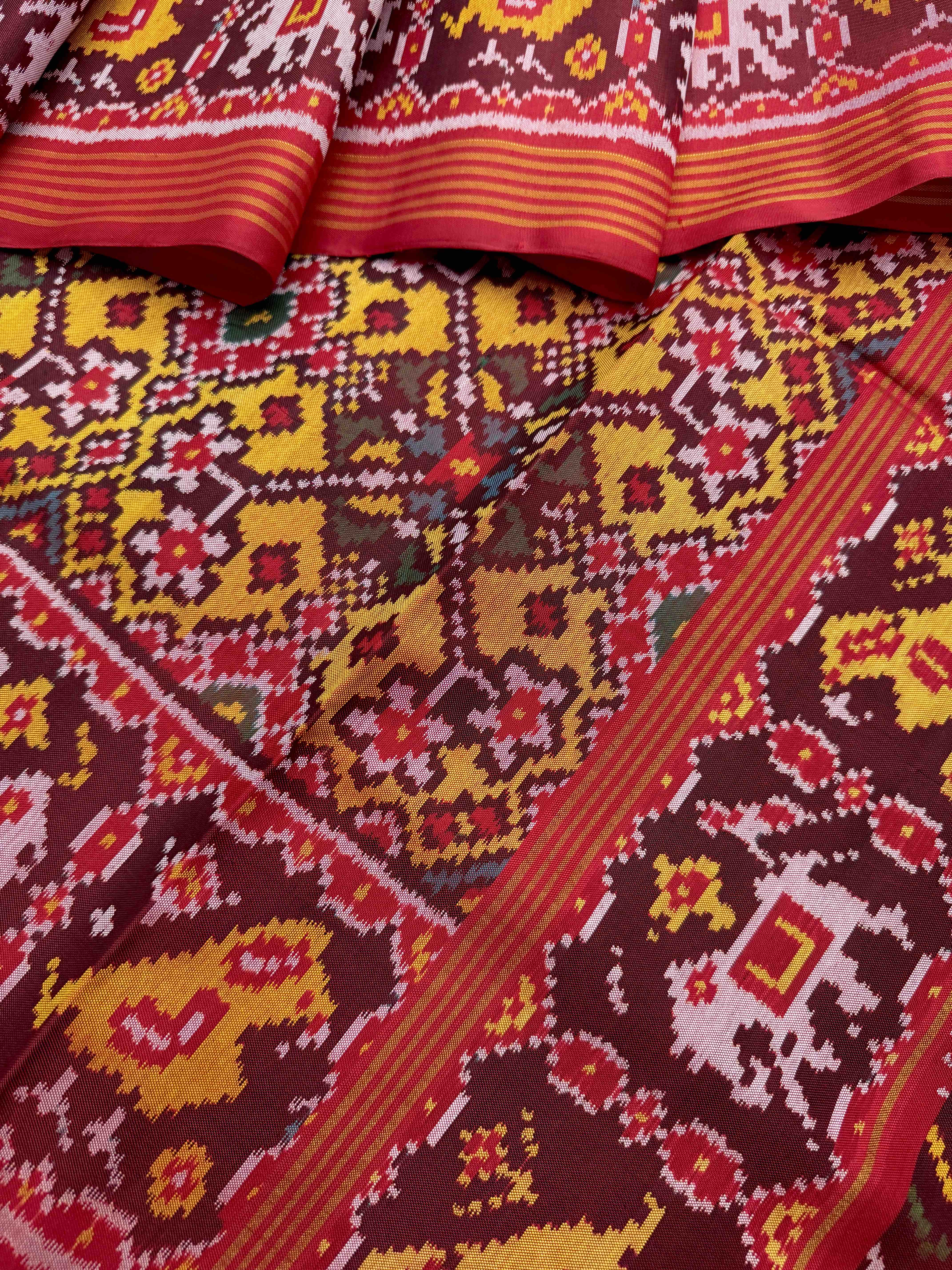 Navratan narikunj border pallu Patola Saree