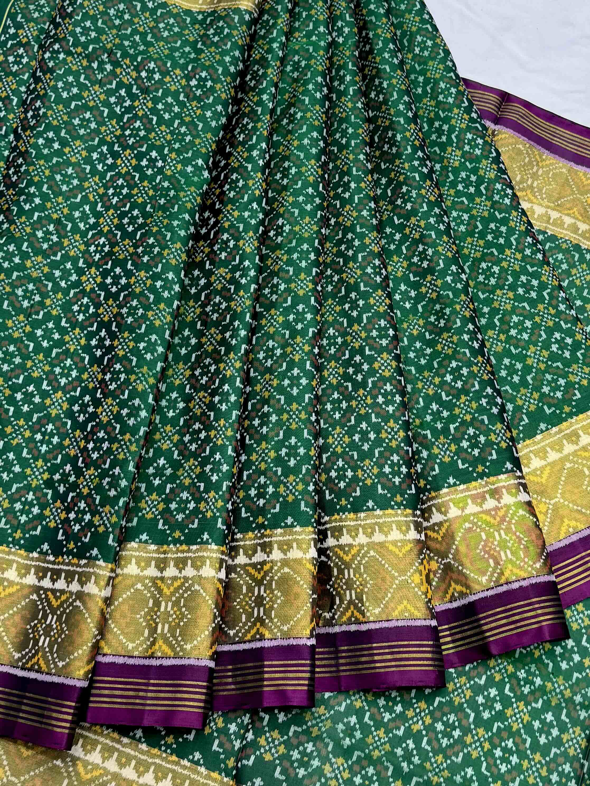 Purple & Green Buttonful Rajkot Patola