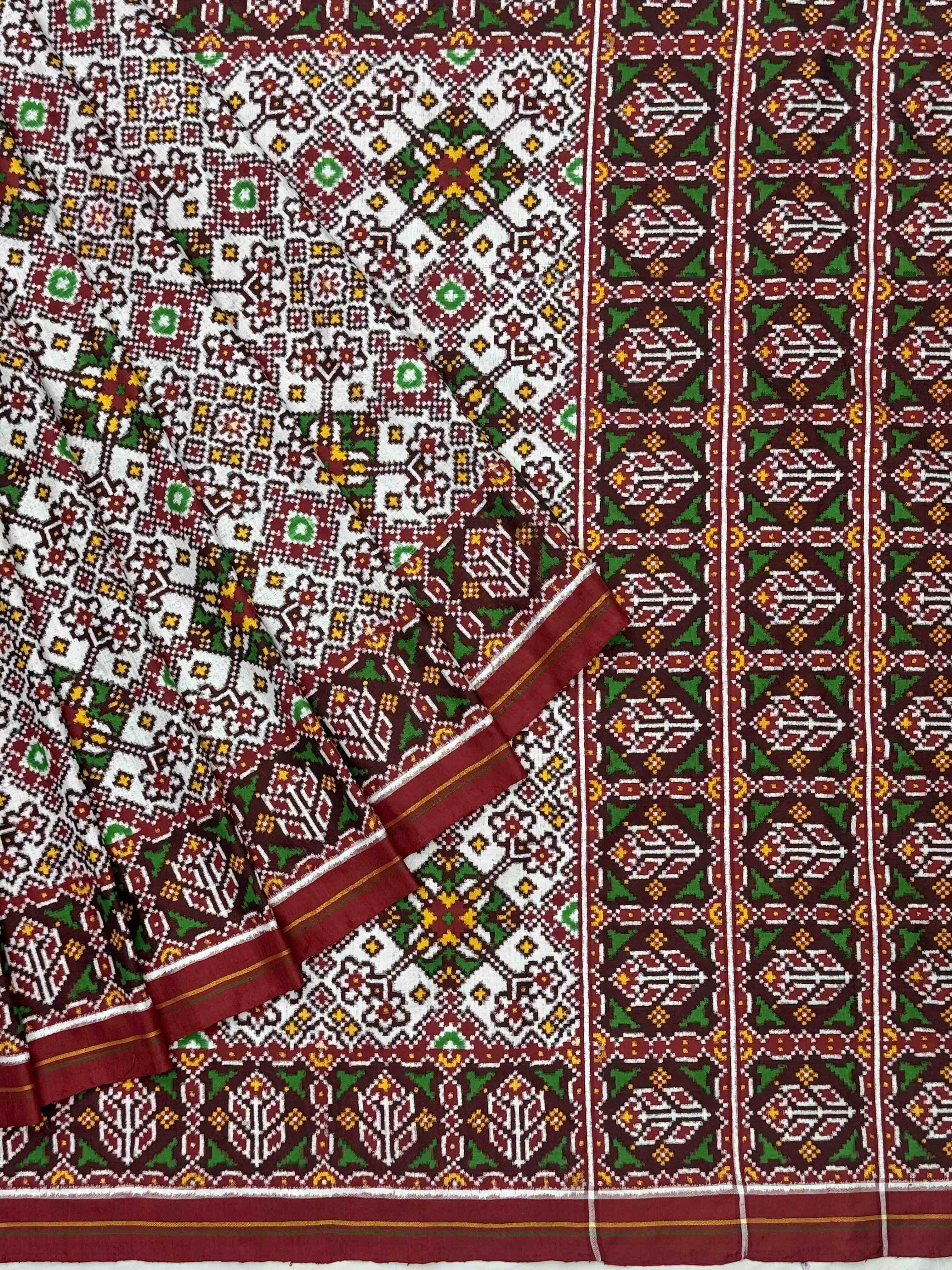 Red & white Navratan patan patola