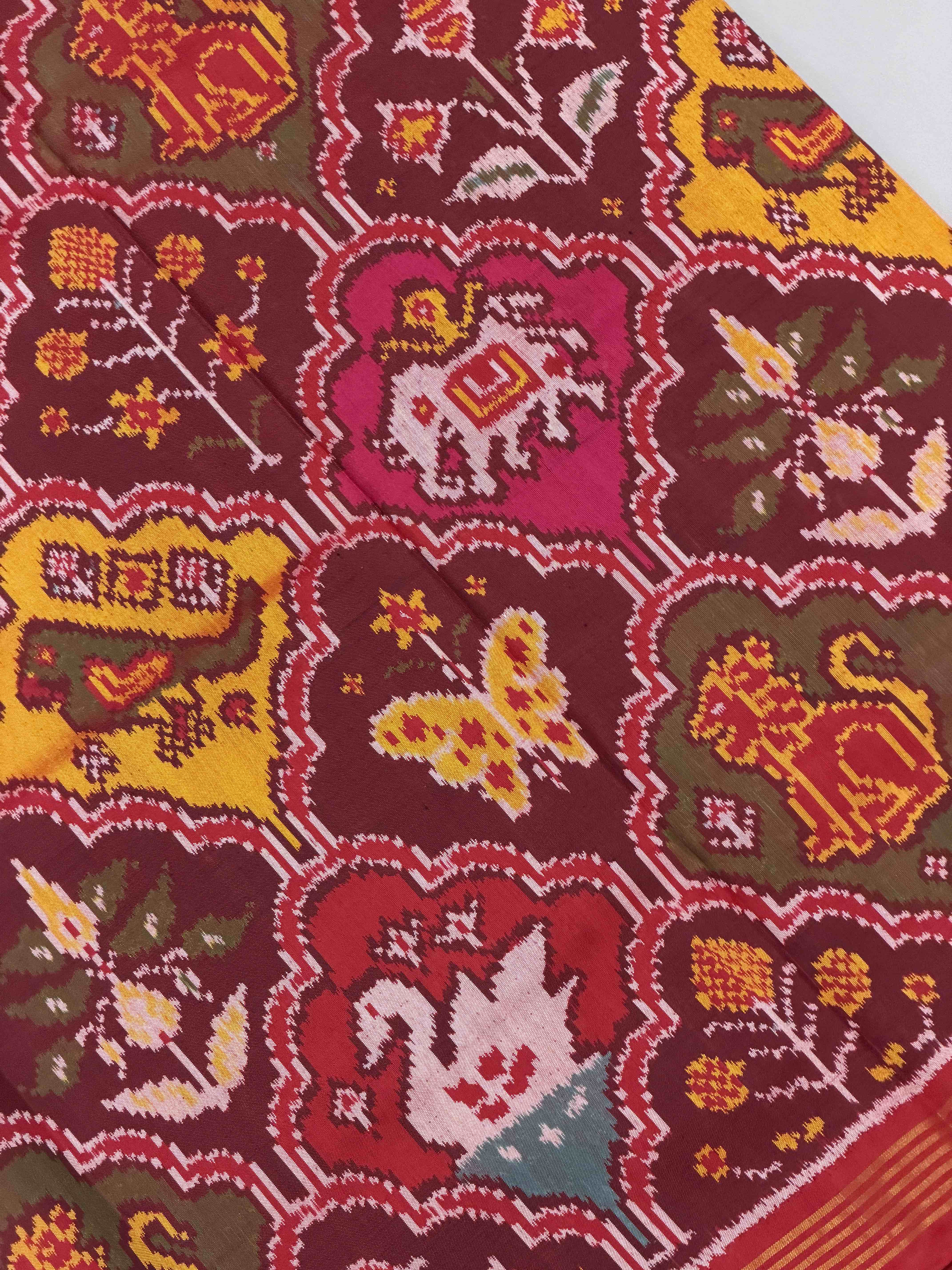 Maroon & mukti figure Patola Saree