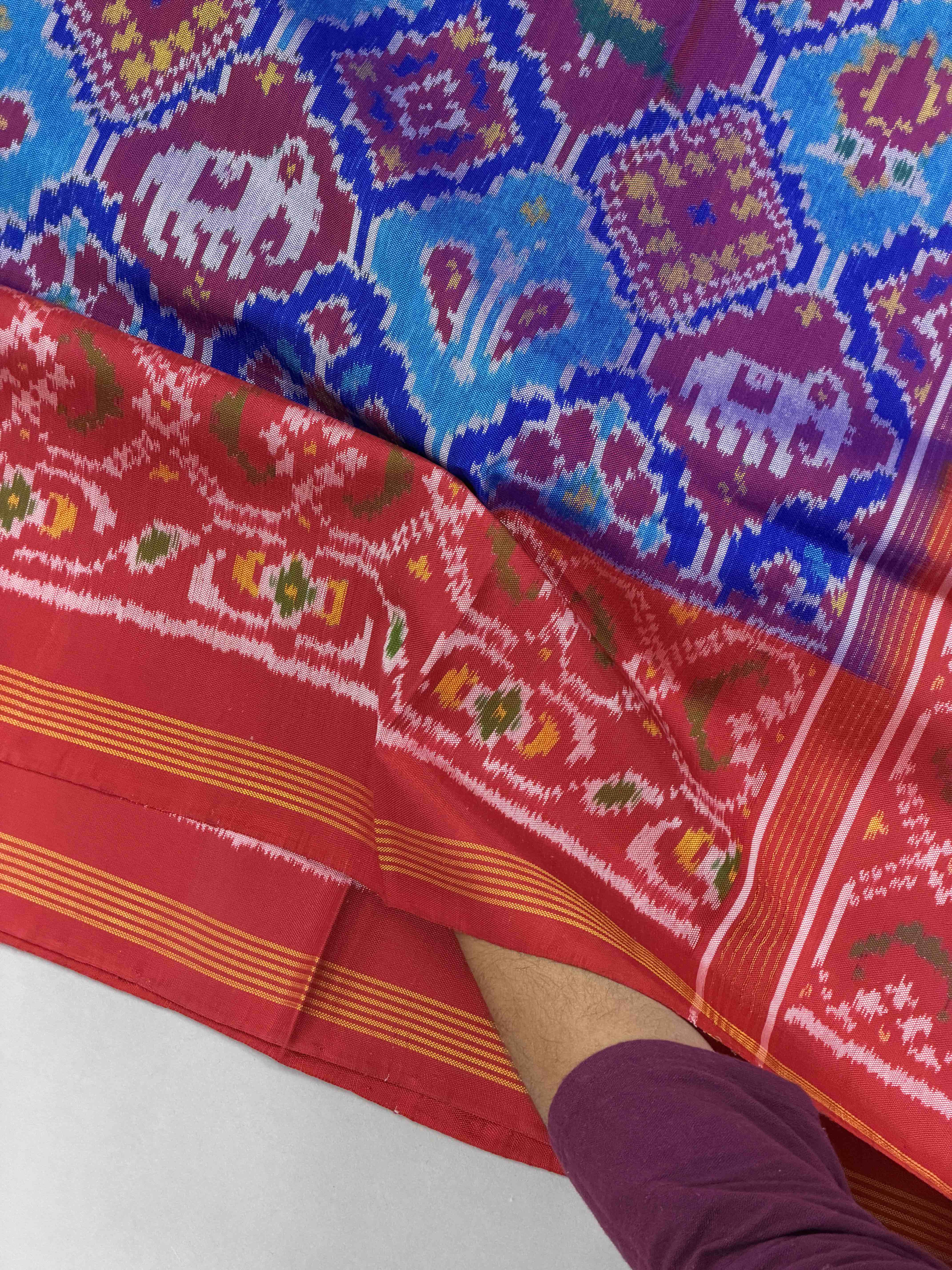 Red & Blue figure Design Patola Saree