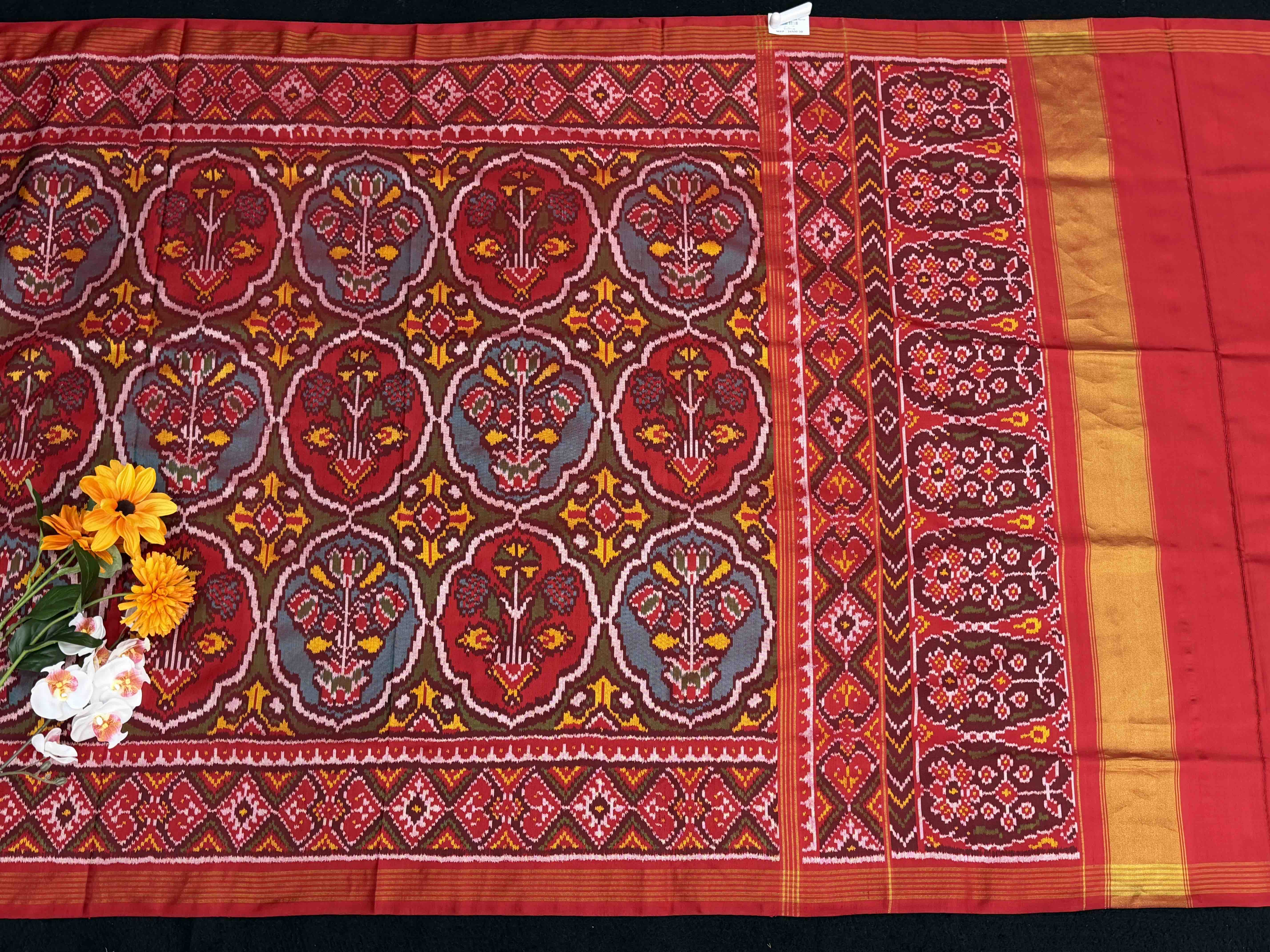 Red with turquoise n Green Chhabdi Design Patola