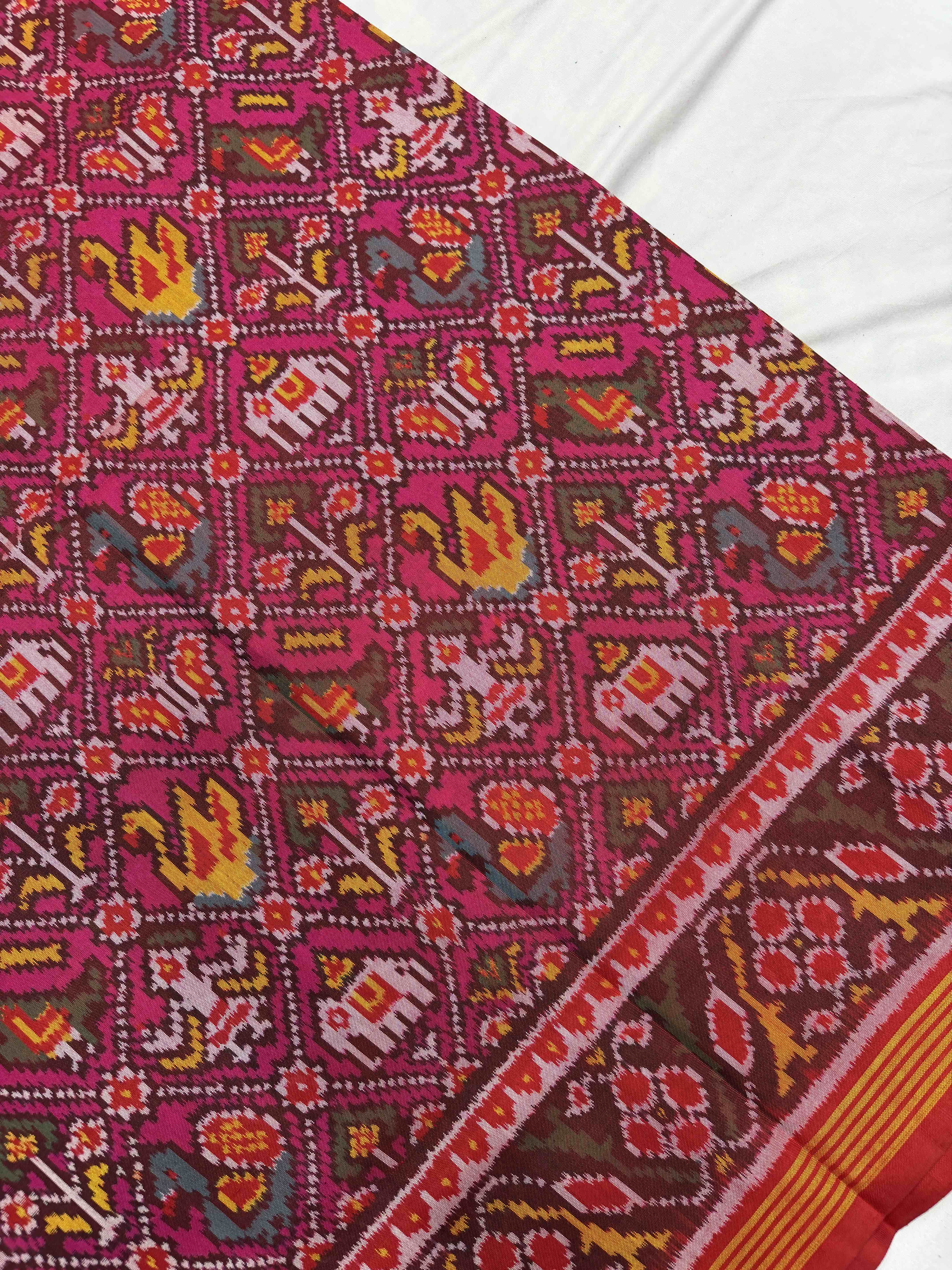 Red & Pink narikunj Patola Saree
