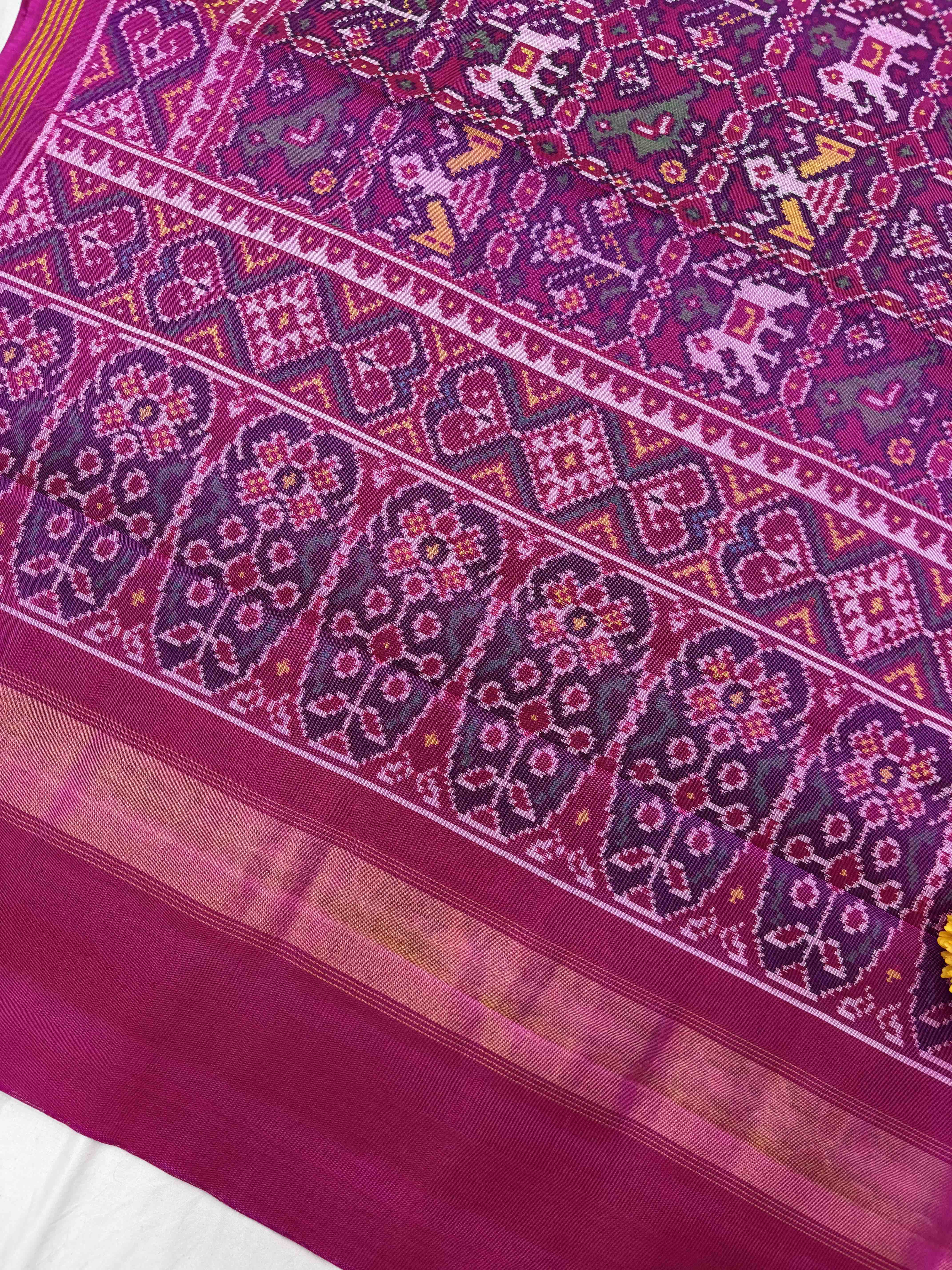 Beautiful Pink Sankali Narikunj Patola Saree