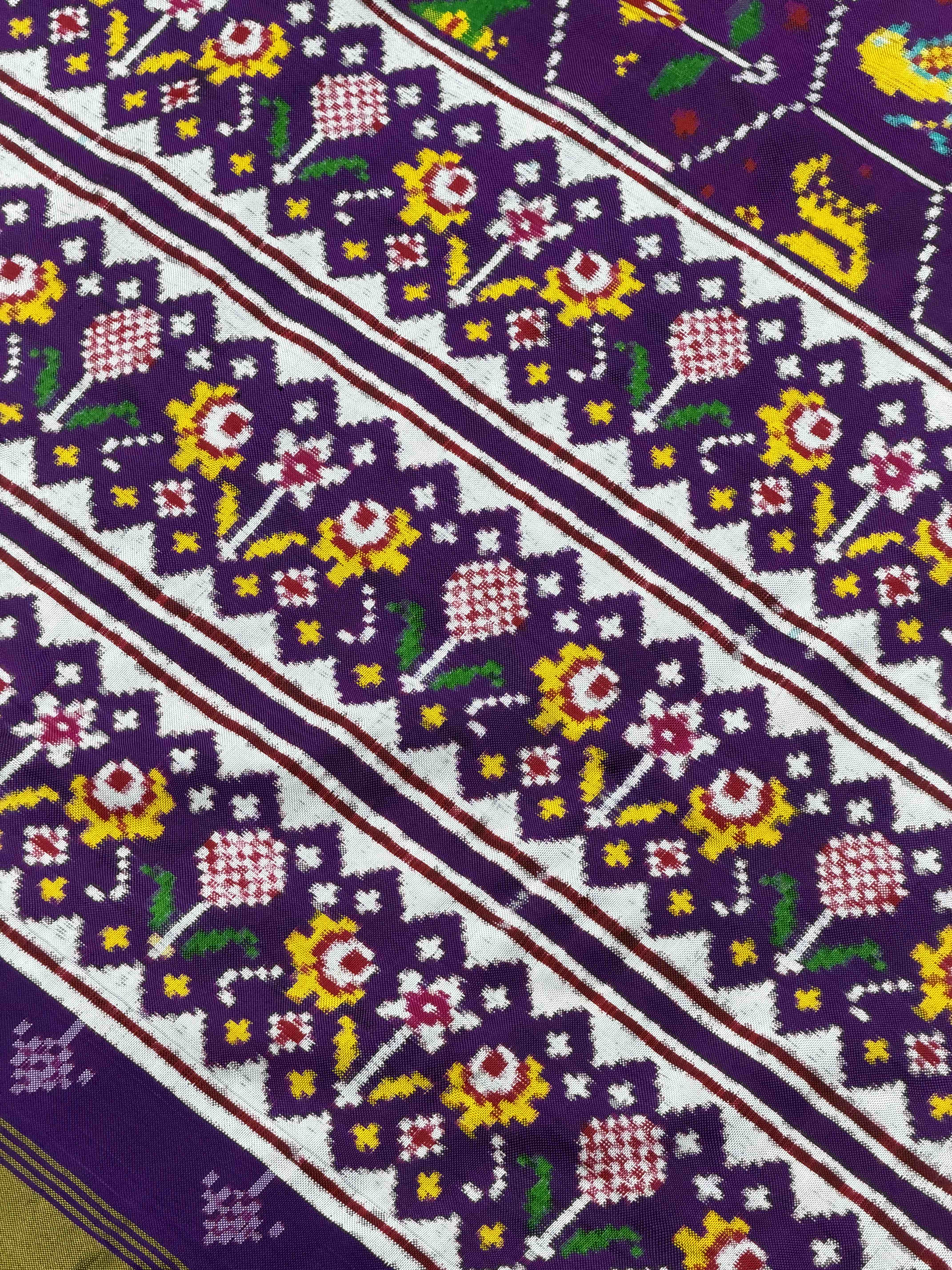 Beautiful Purple figure wesve Patan Patola Saree