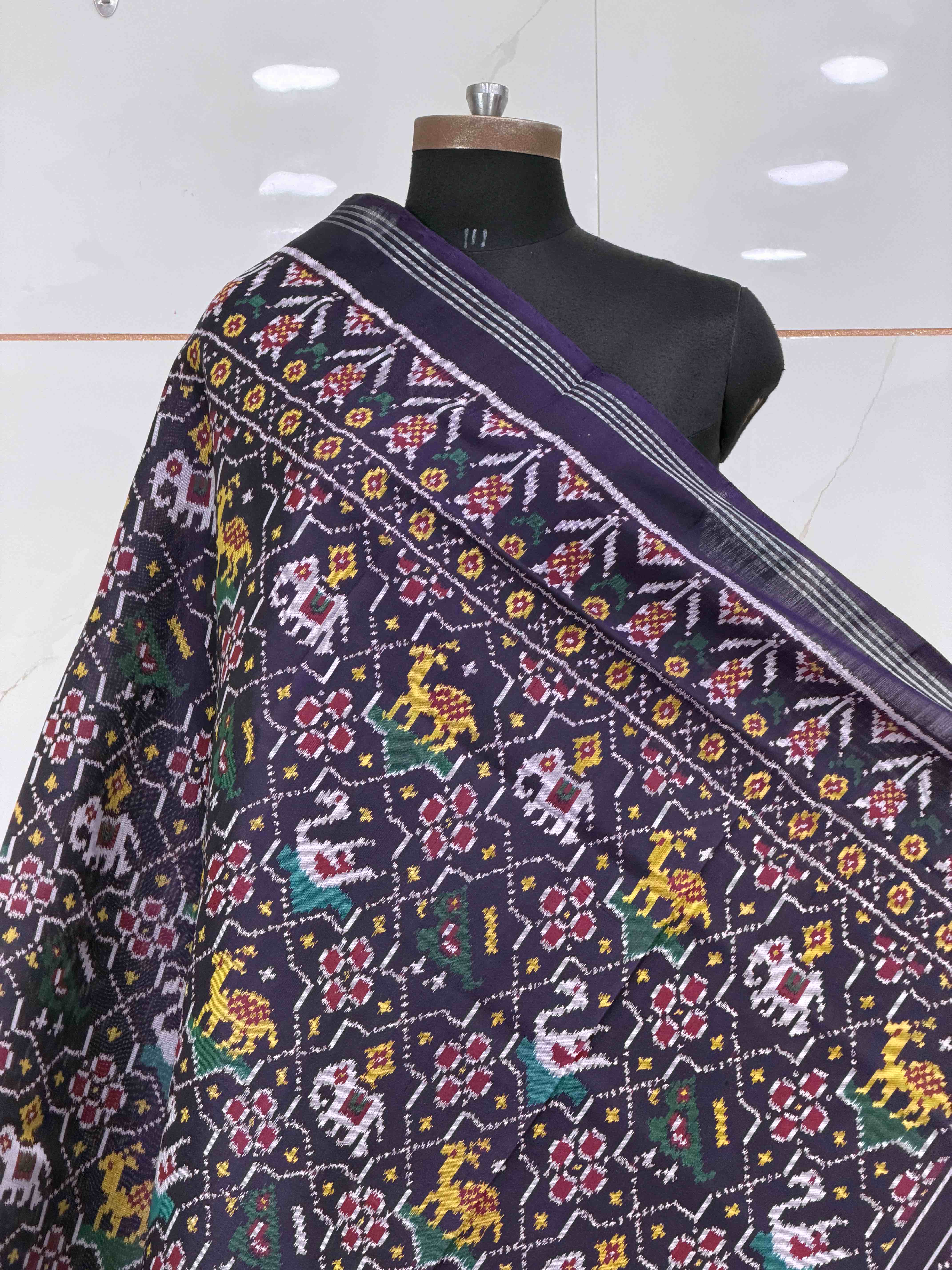 Deep Purple star Narikunj Single Ikat Dupatta