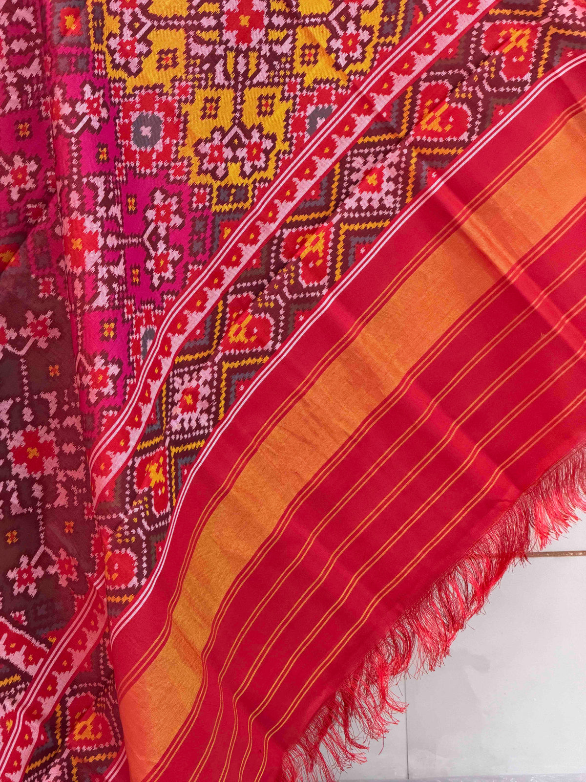 Red with mix of 3 colour navaratan Single Ikat Dupatta