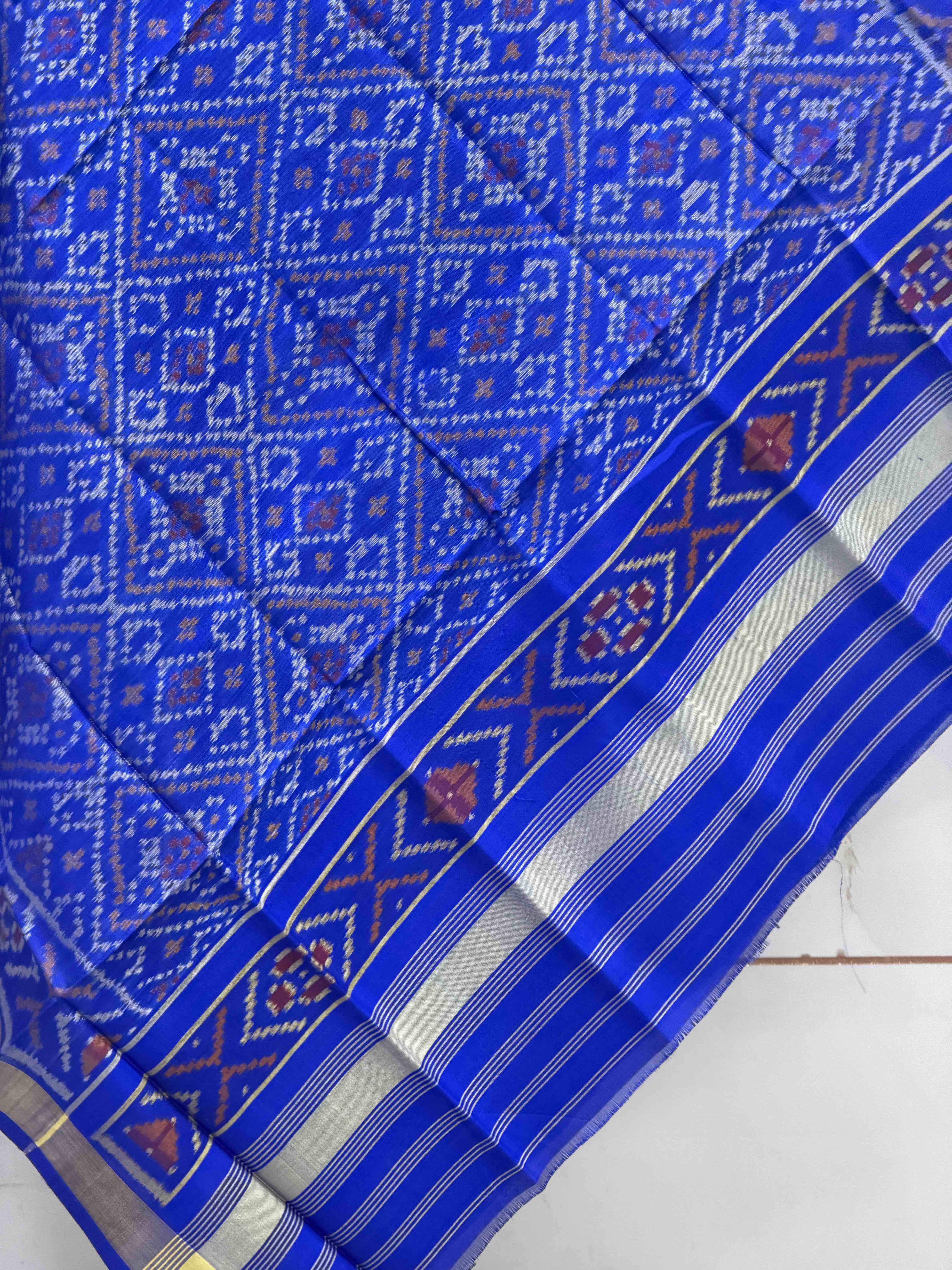 Small dupatta in panchanda design weave single ikat
