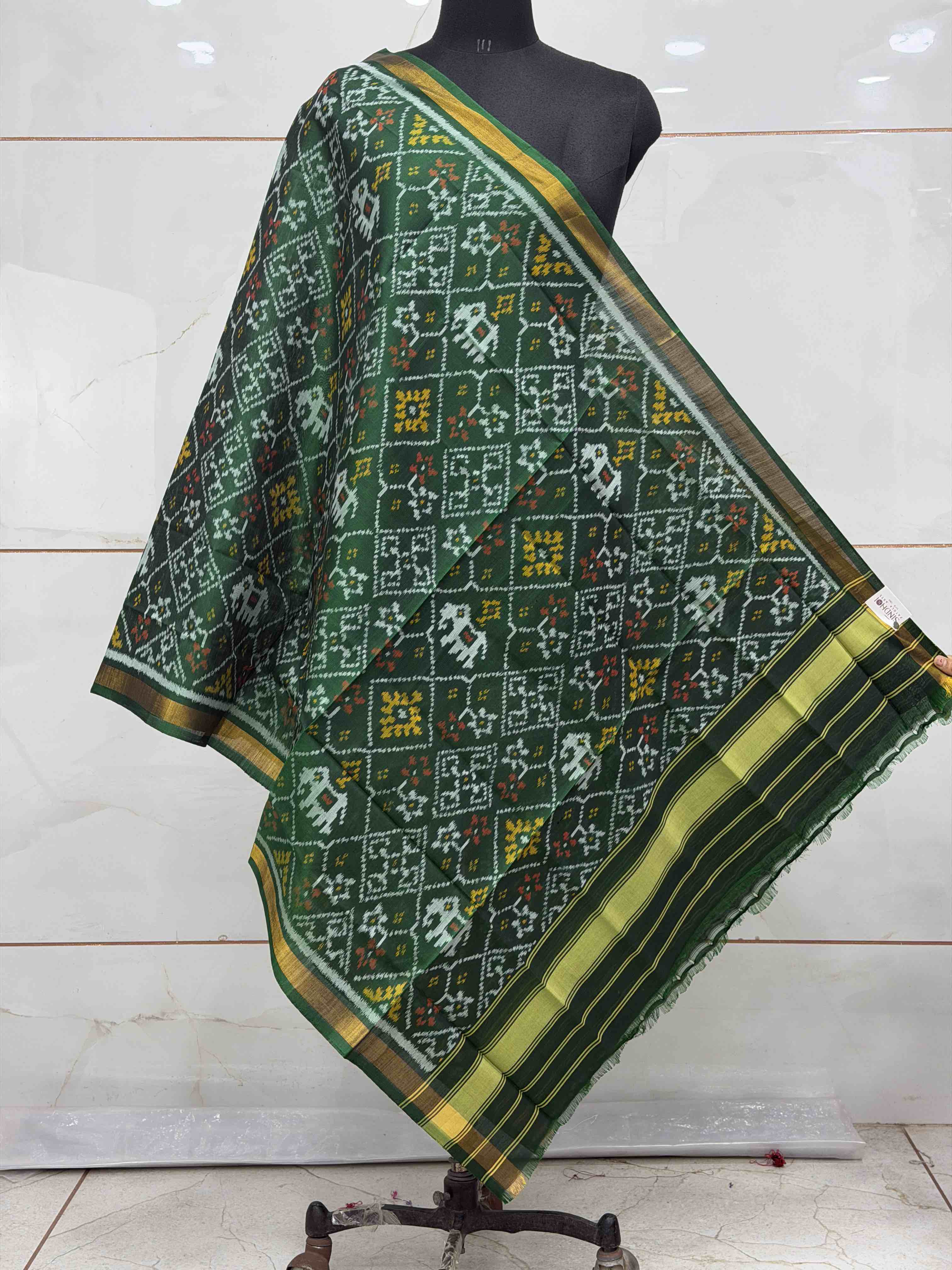 Small dupatta in Green shade single ikat woven.
