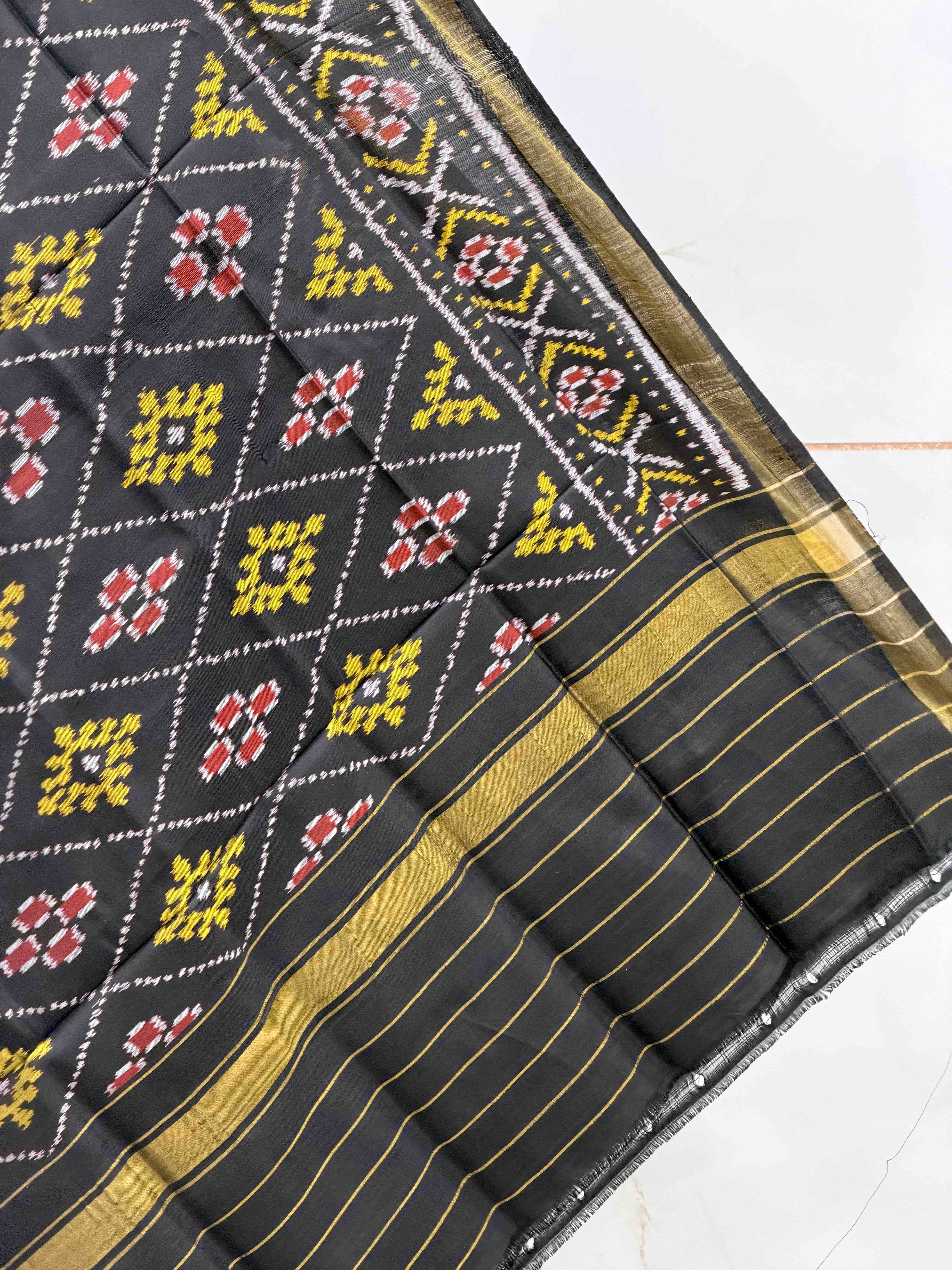 small dupatta in black shade panchanda design in single ikat