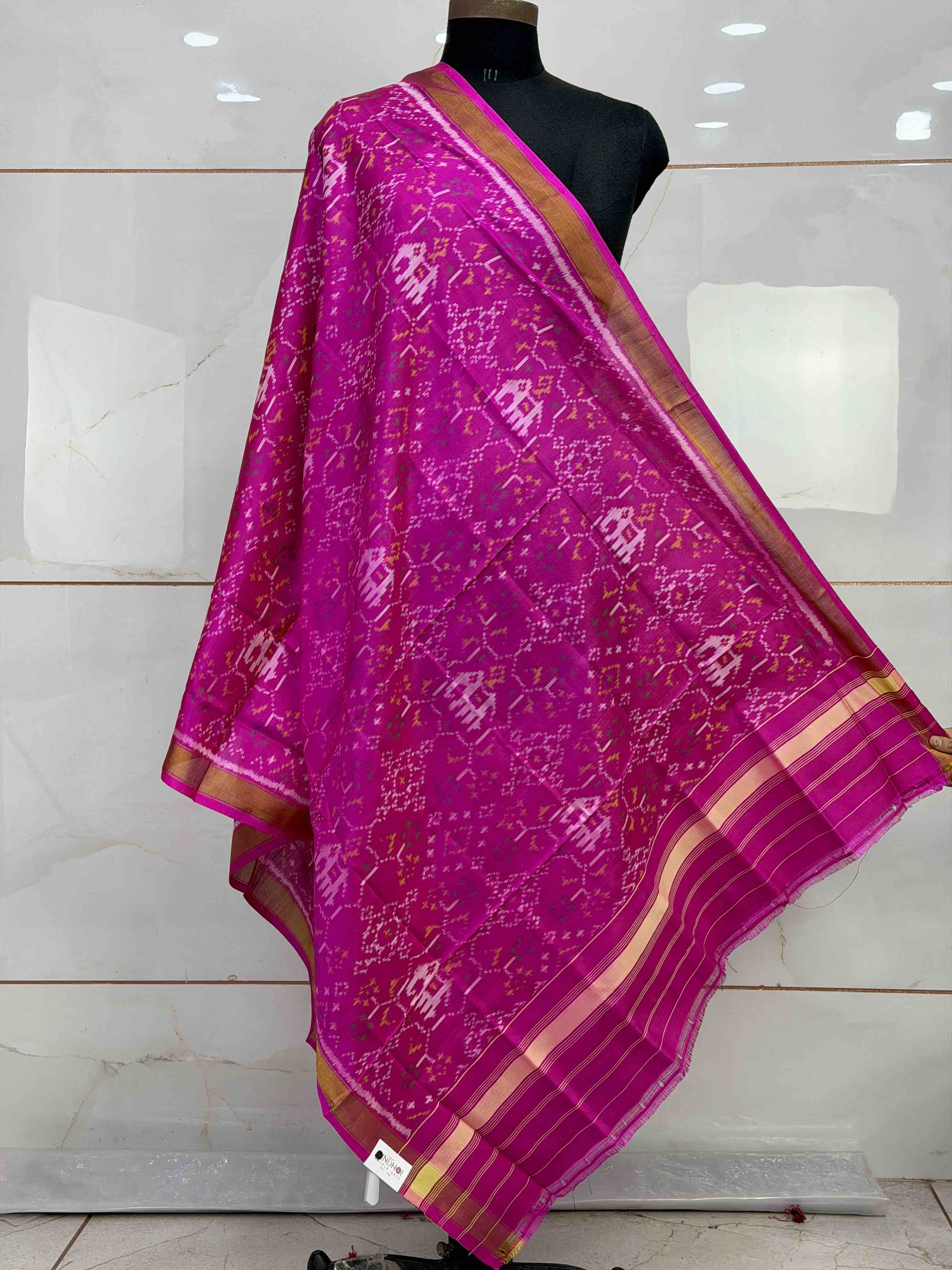 Fusion Design Pink small dupatta in single ikat woven