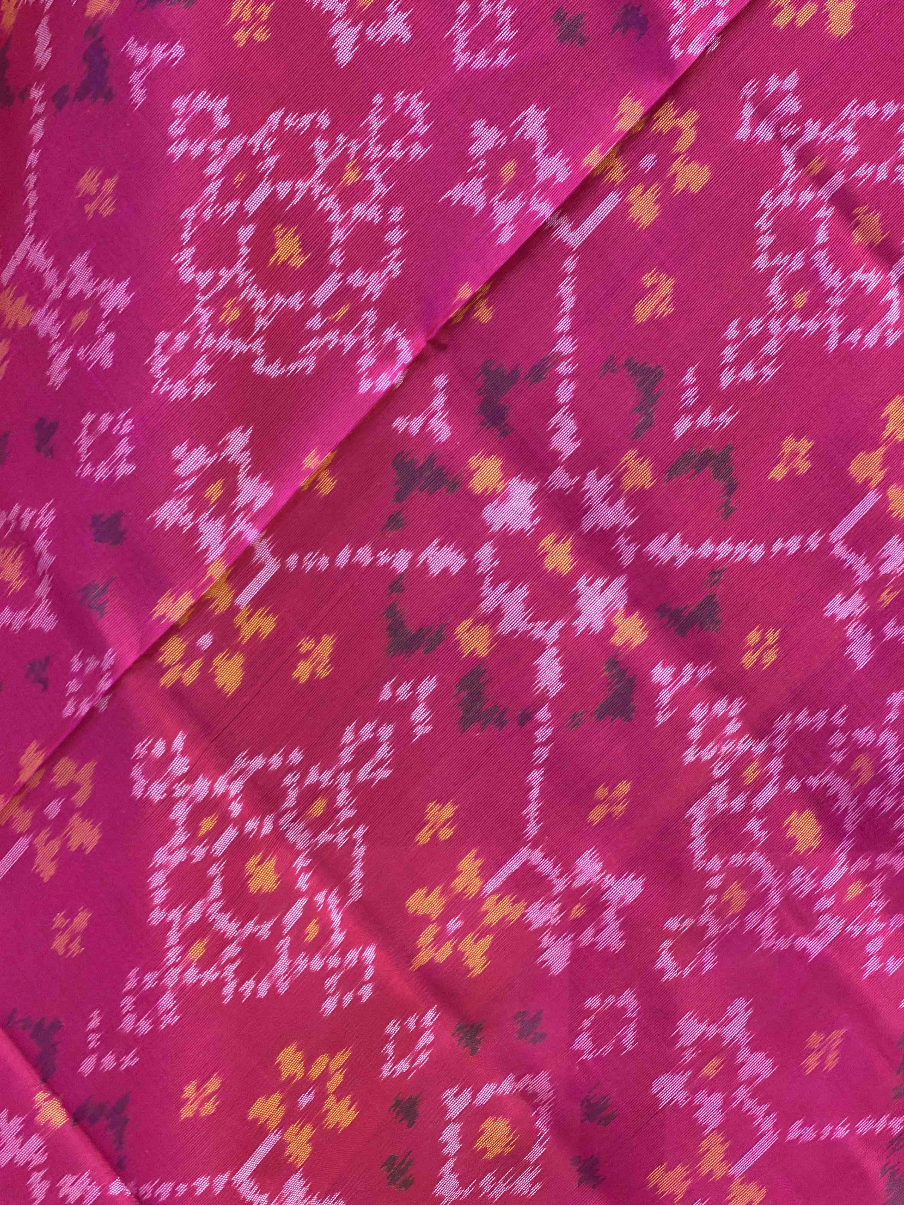 Pink Navaratan design small dupatta in single ikat woven