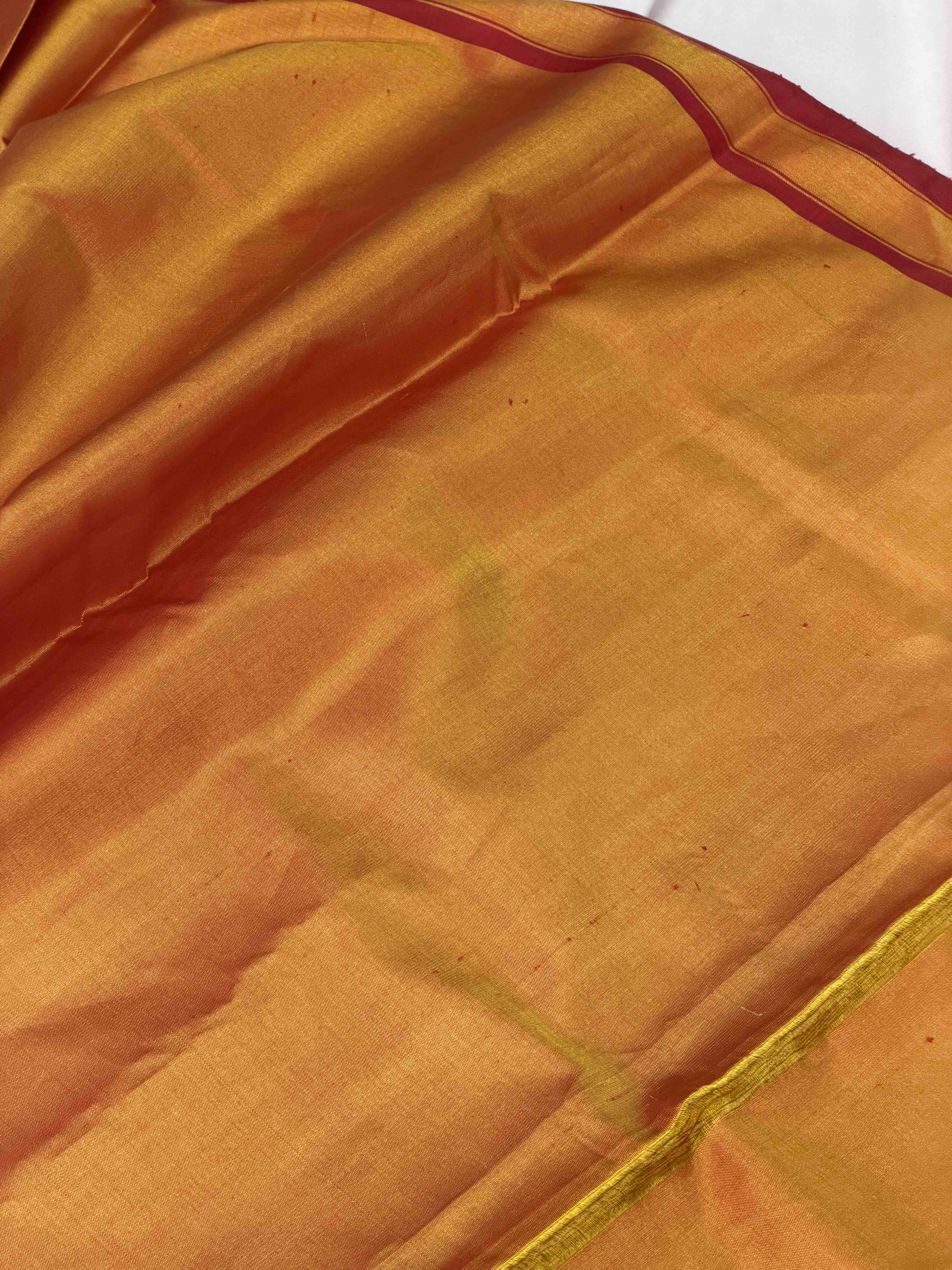 Maroon Golden Tissue Narikunj Navaratn tissue Patola