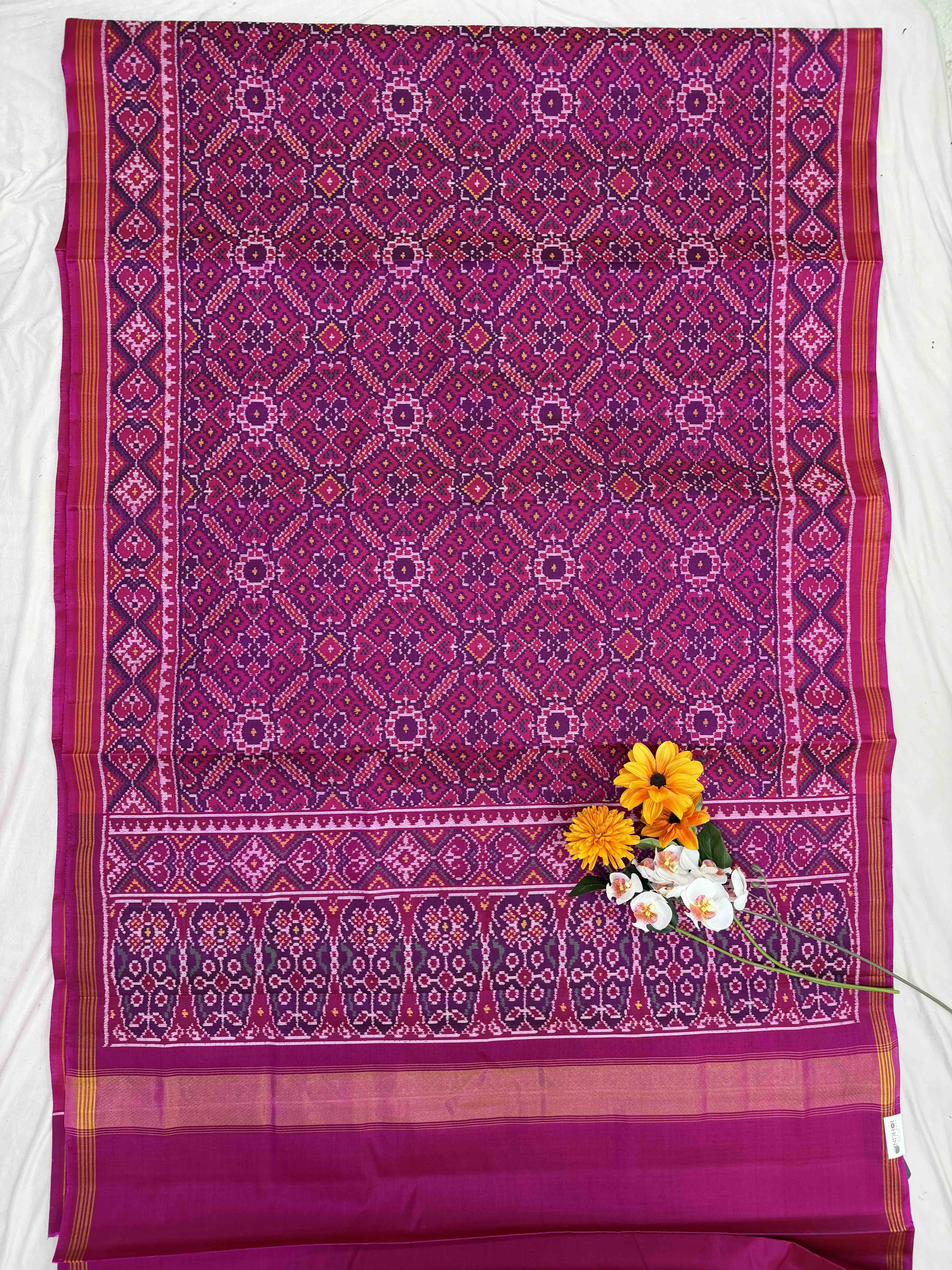 Pink Manekchawk Patola Saree