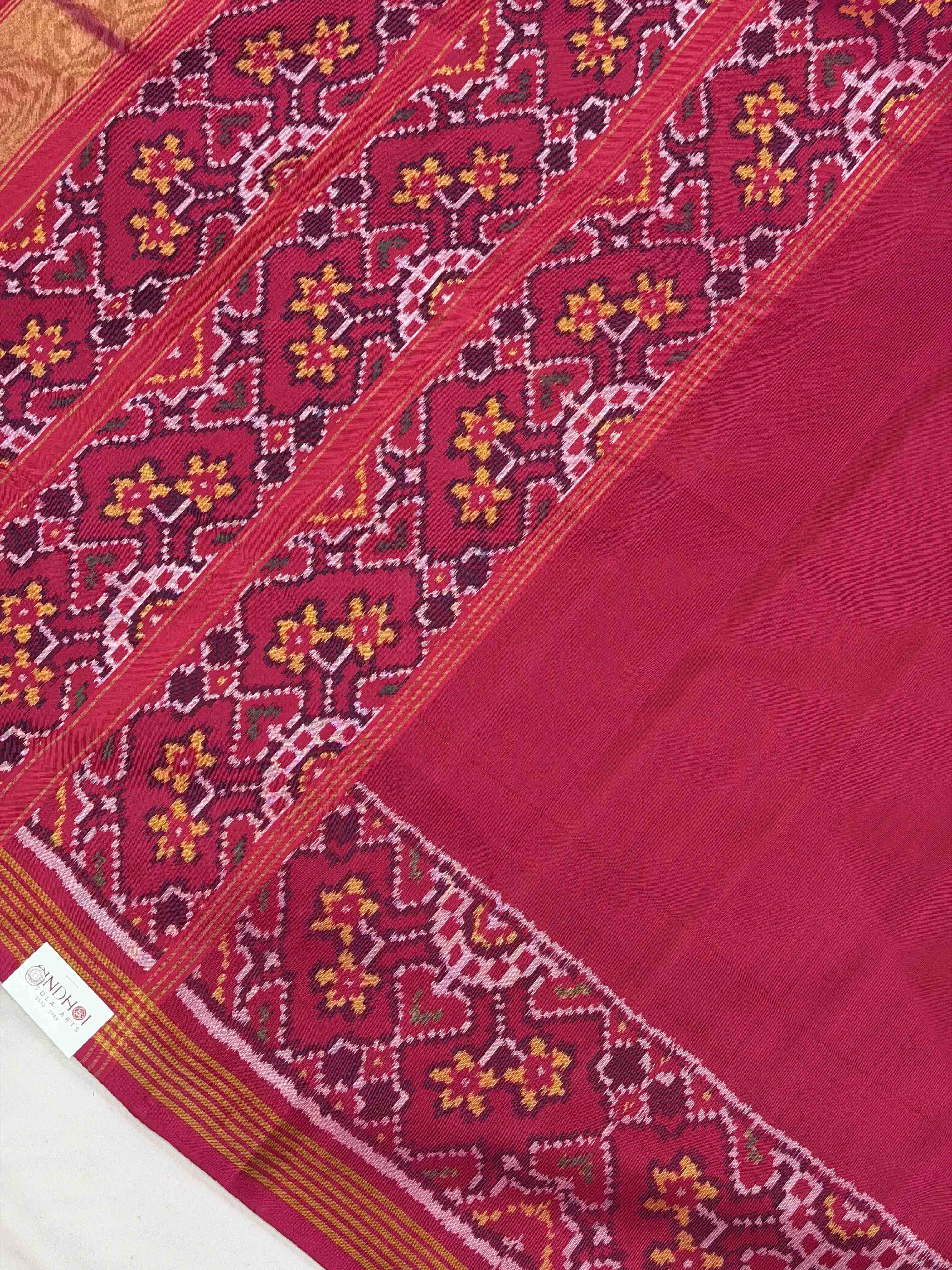 Pink plain Gala border Patola in Manekchawk border pallu & Blouse