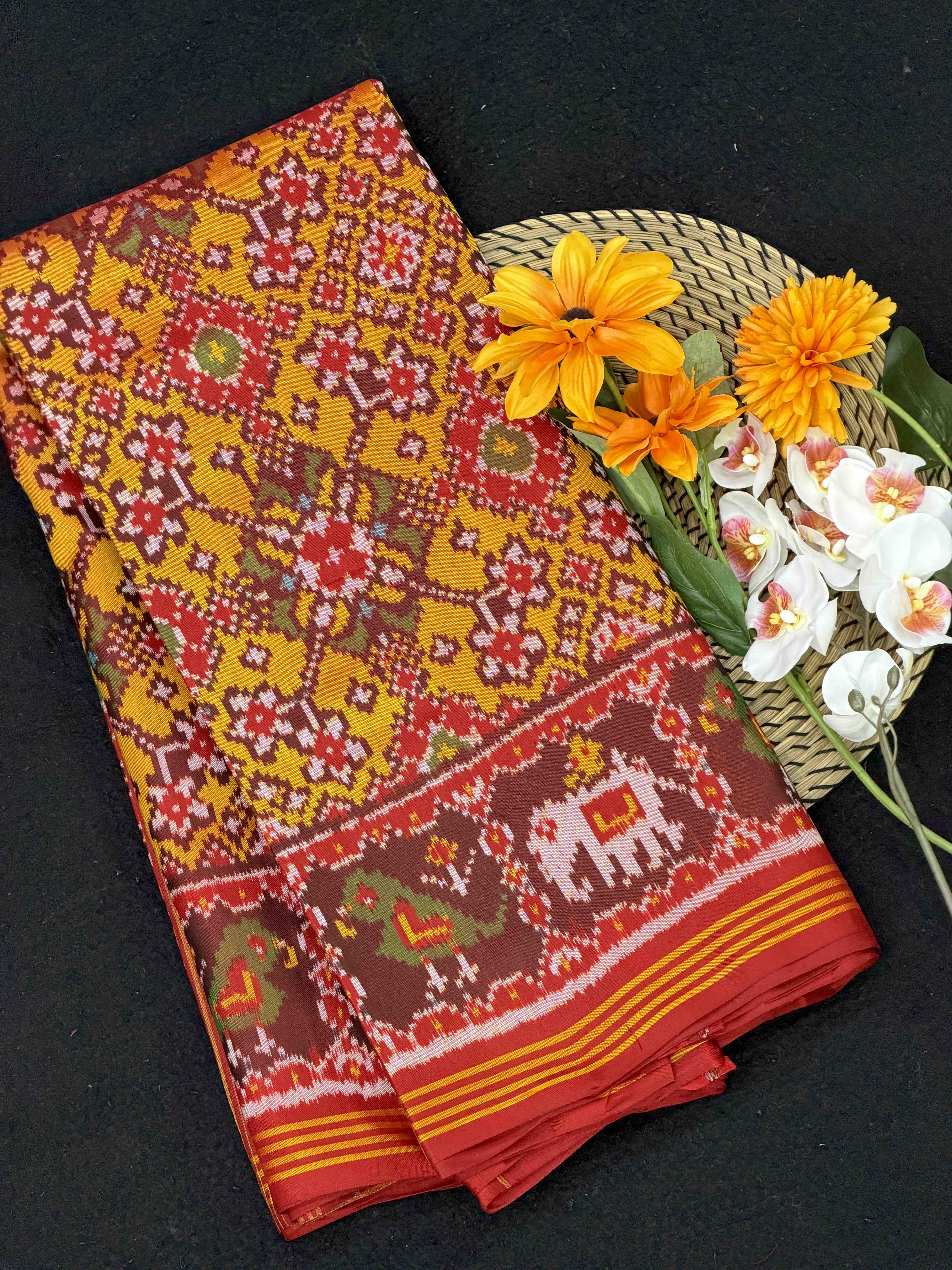 Maroon & Musterd Navaratan Narikunj border Patola Saree