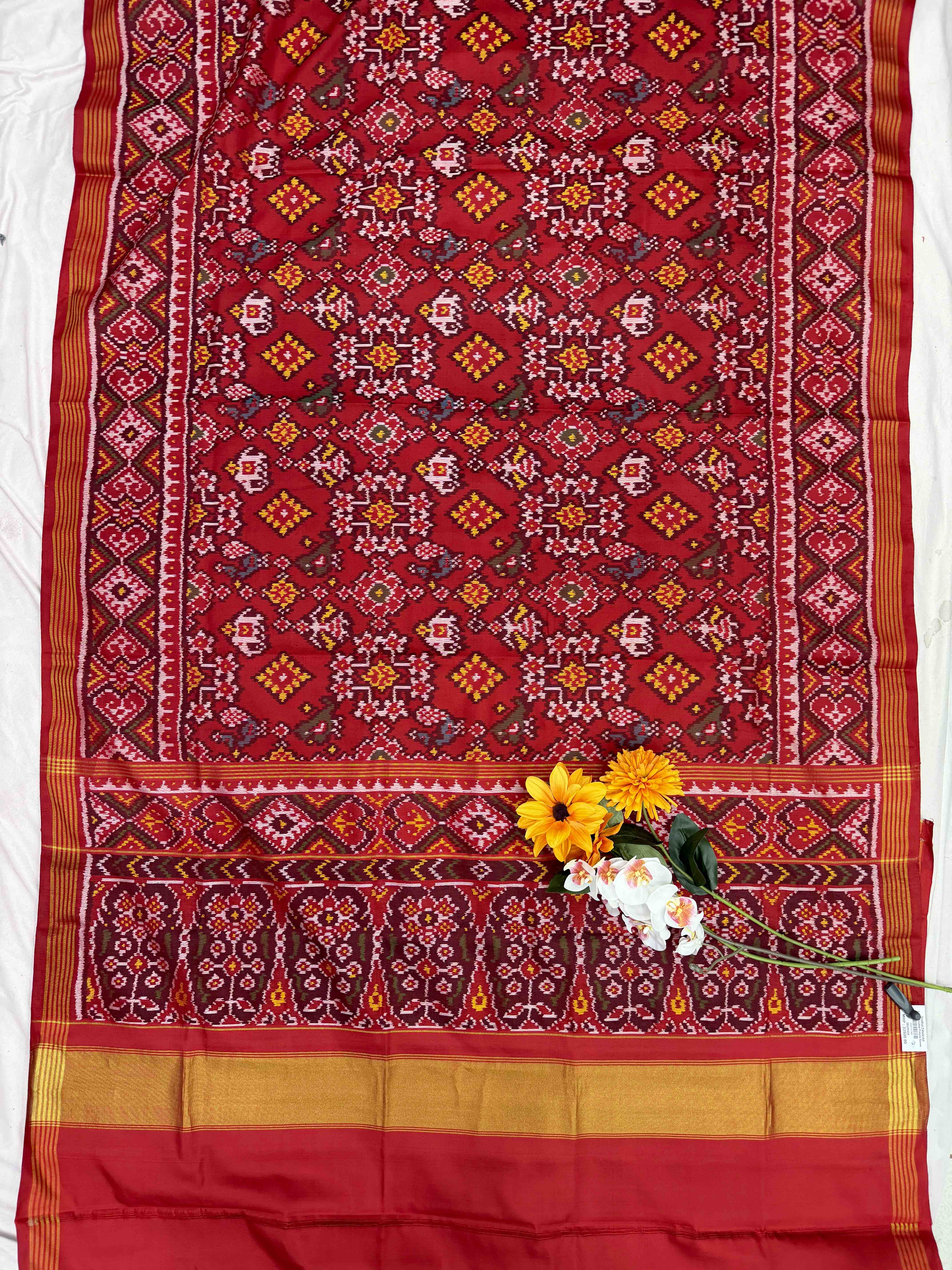 Red navaratan Narikunj Single Ikat Patola Saree
