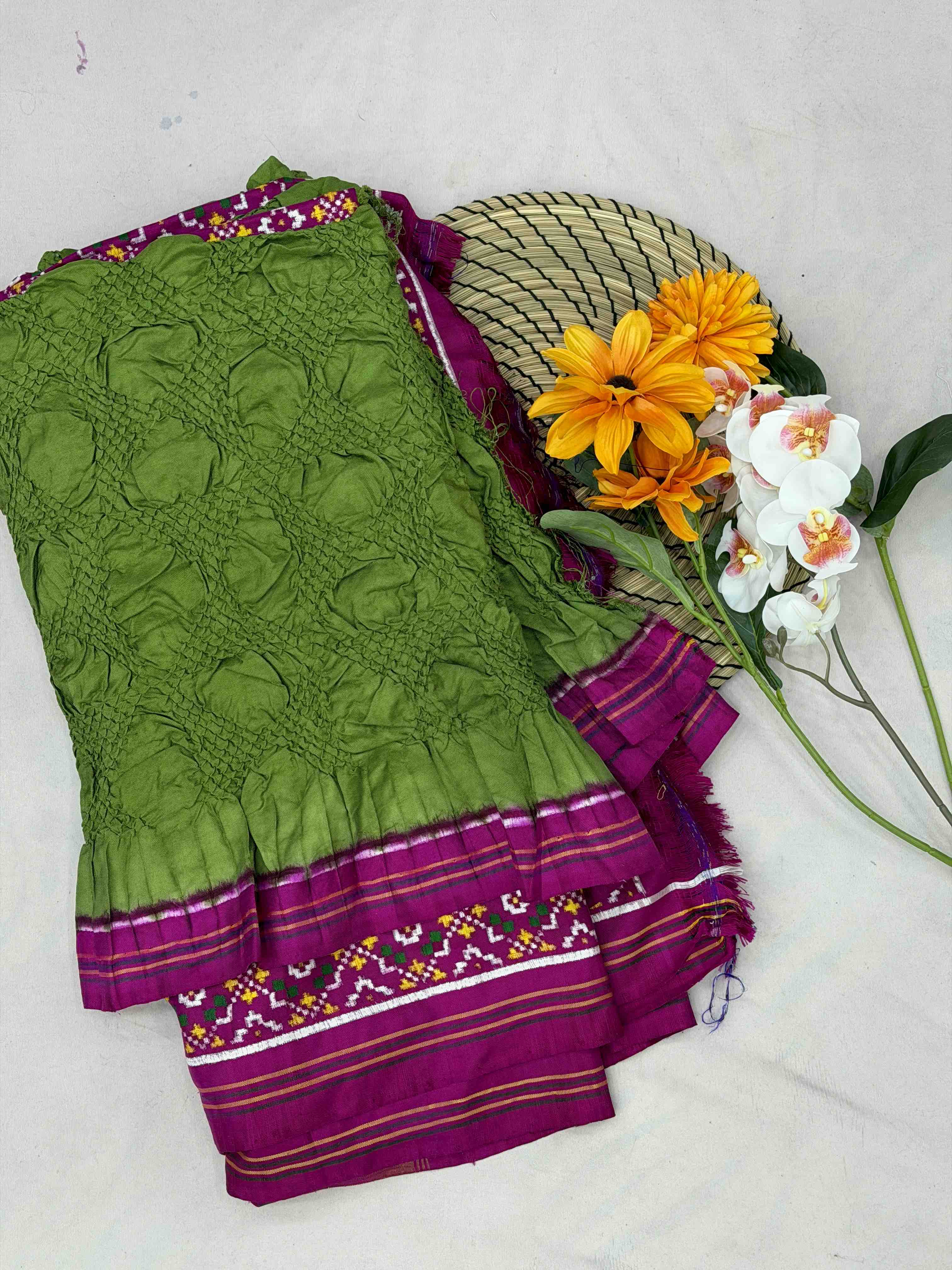 Pink & Parrot Green Patan Patola Bandhani saree