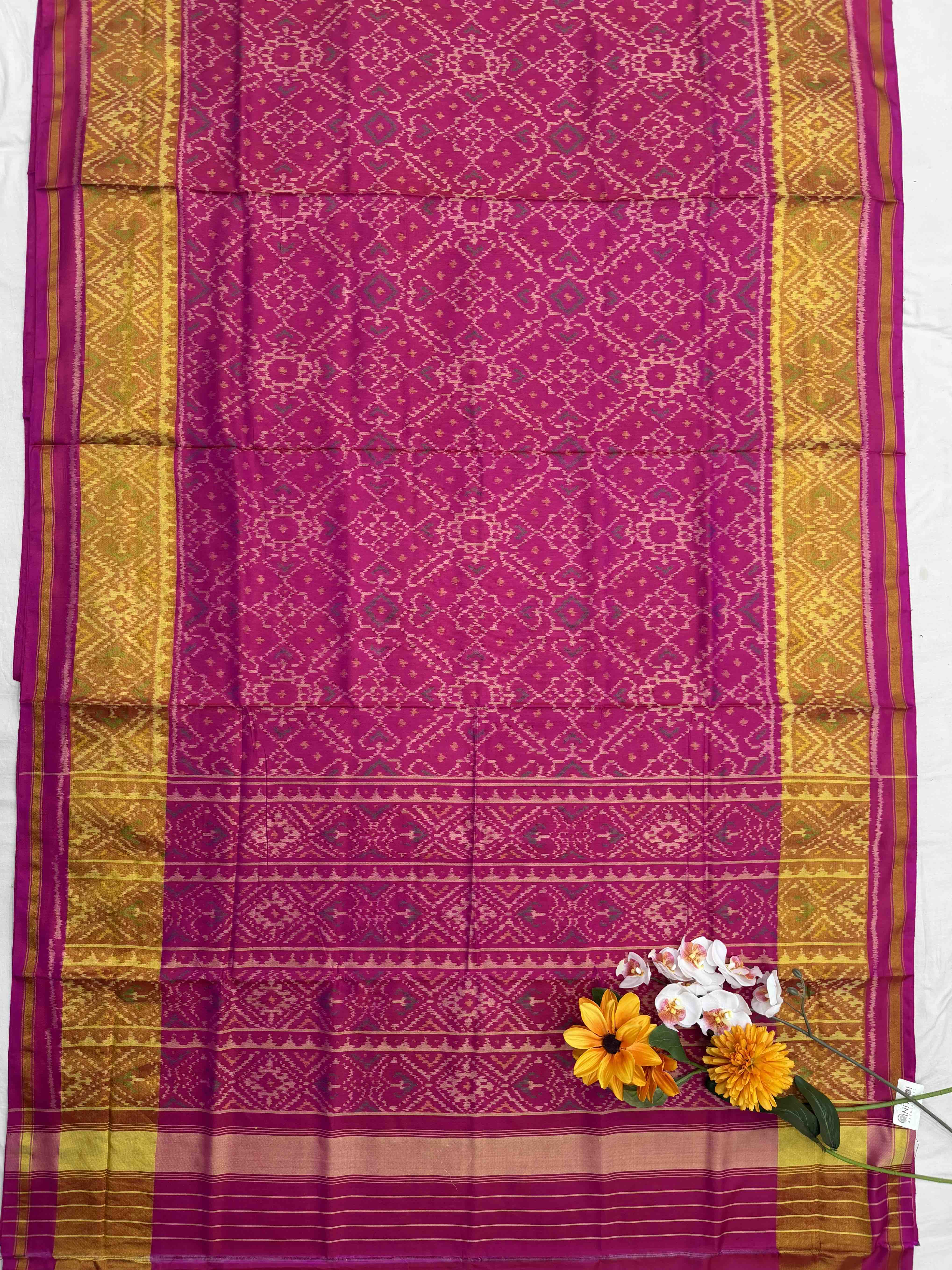 Pink Manekchawk tissue border Rajkoti Patola Saree