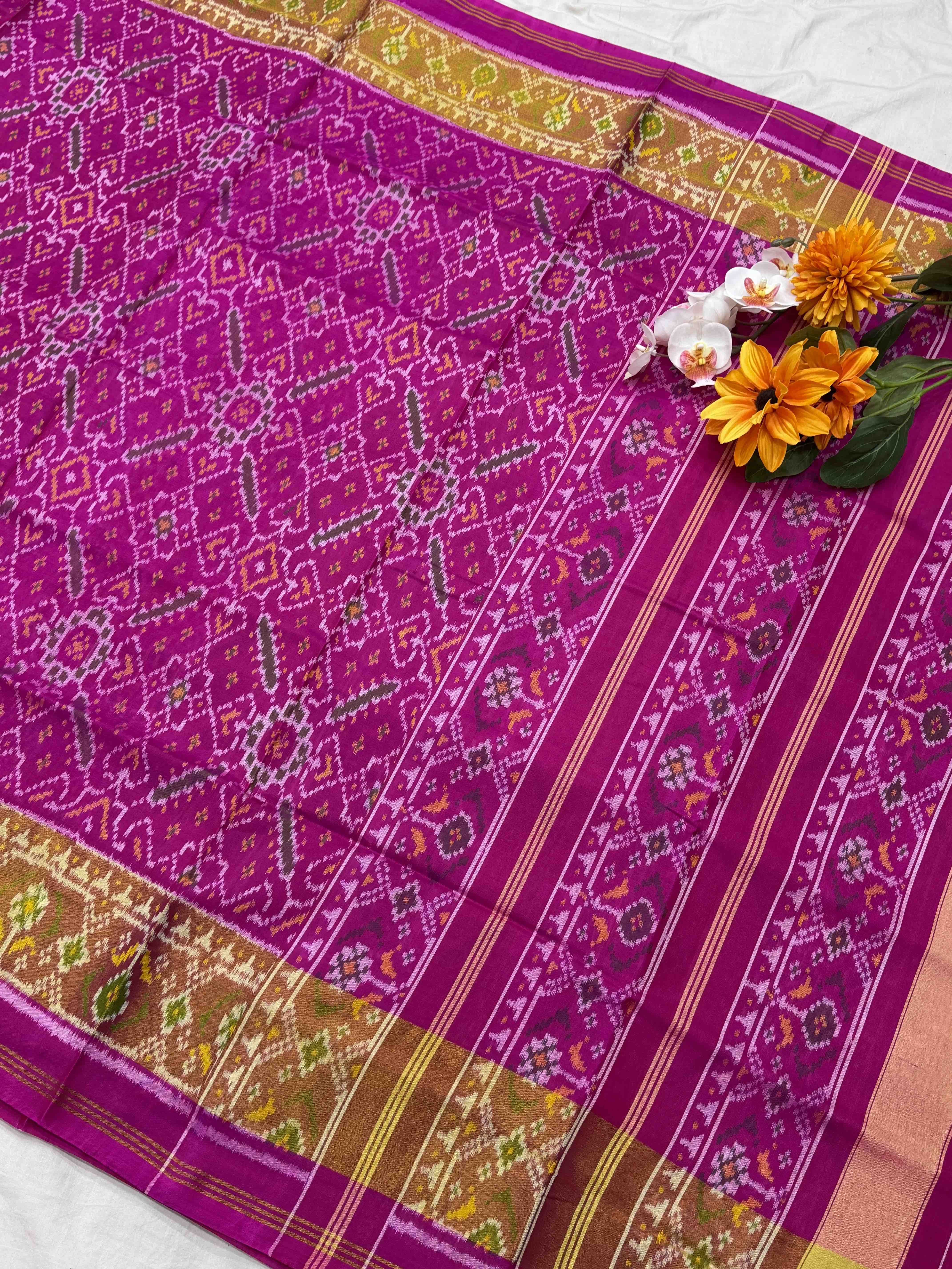 Pink Manekchawk tissue border Rajkot Patola Saree