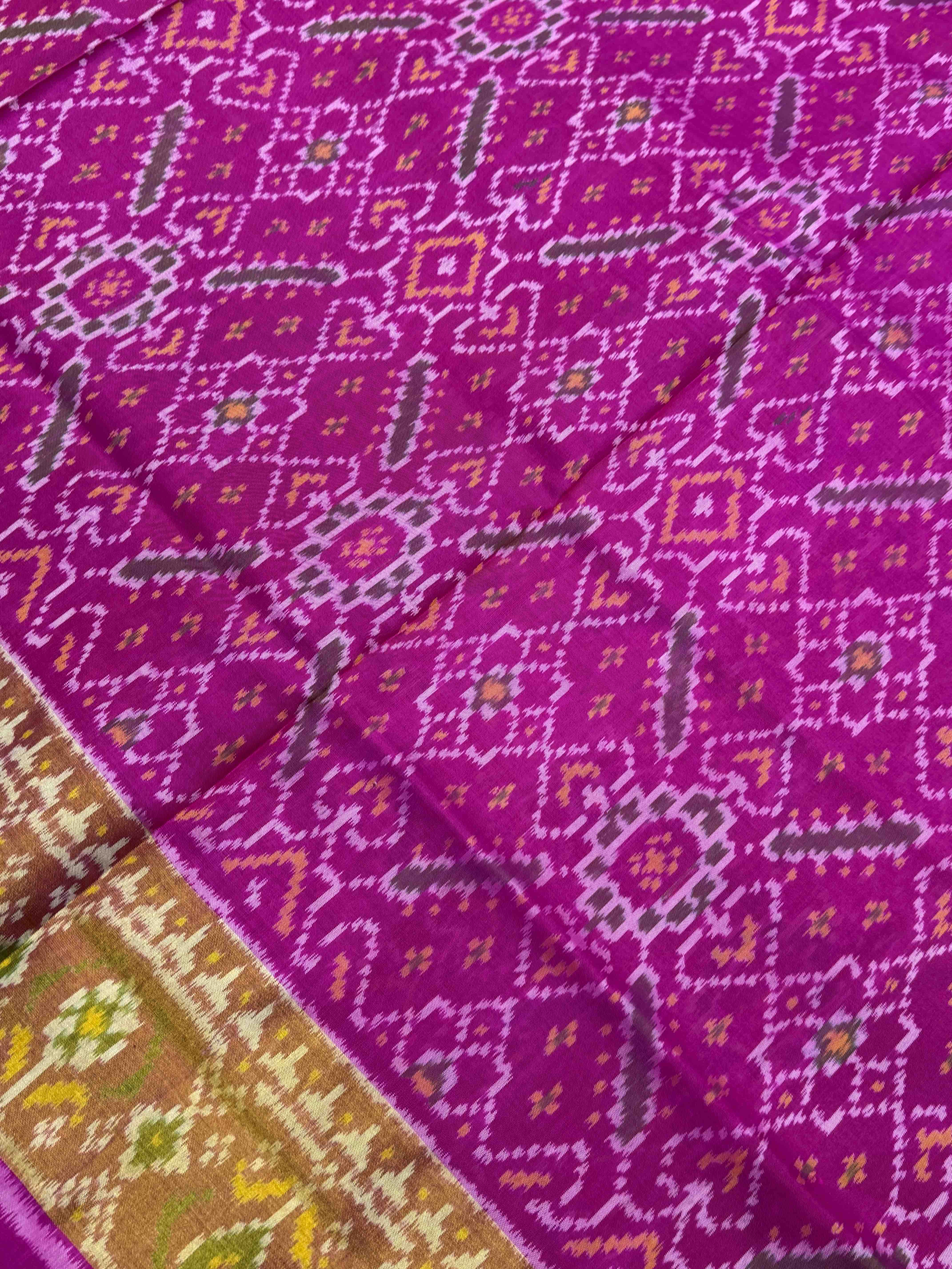 Pink Manekchawk tissue border Rajkot Patola Saree
