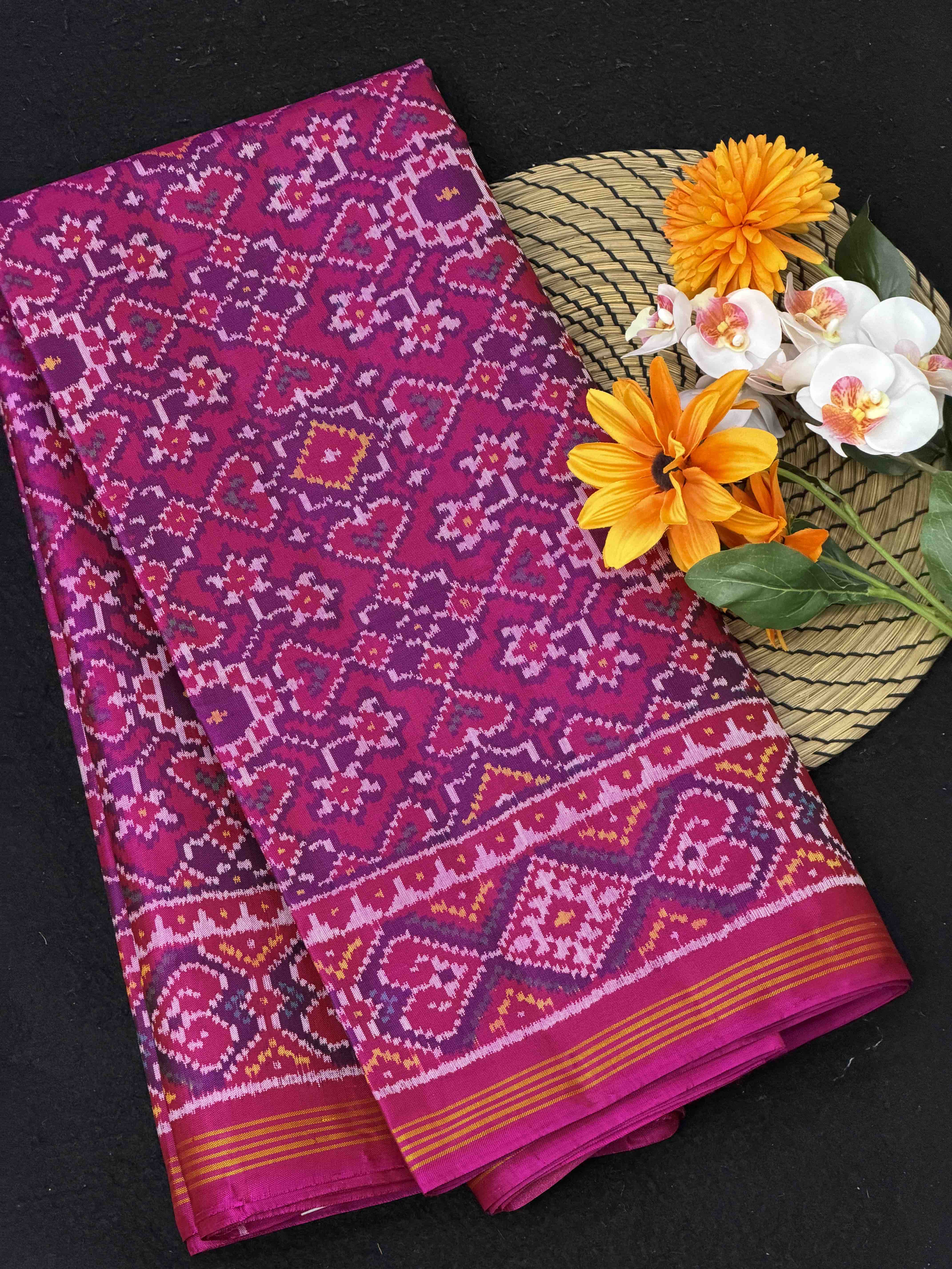 Pink Manekchawk Semi double ikat Patola Saree