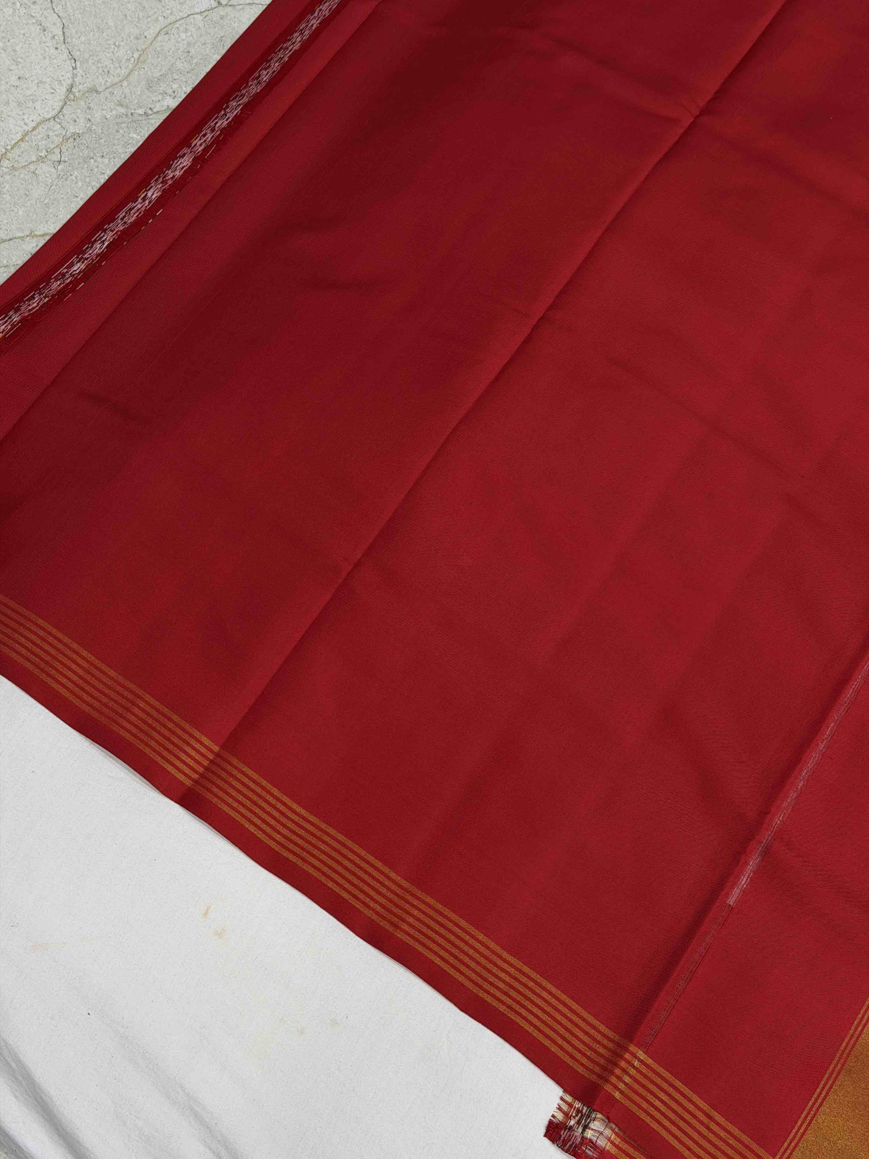 Red & white Manekchawk Single Ikat Patan Patola