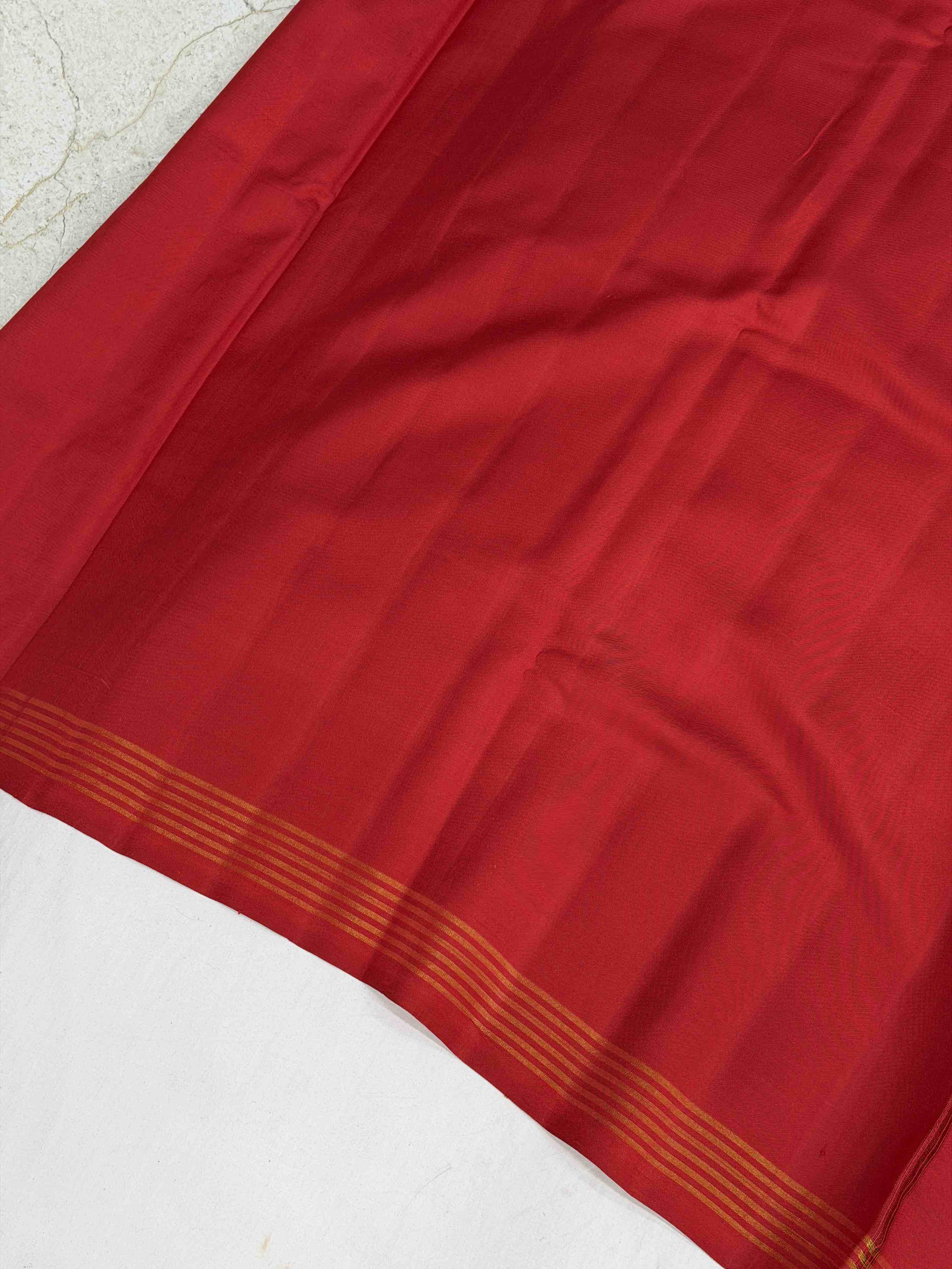 Red with multi star figure Single ikat Patan Patola