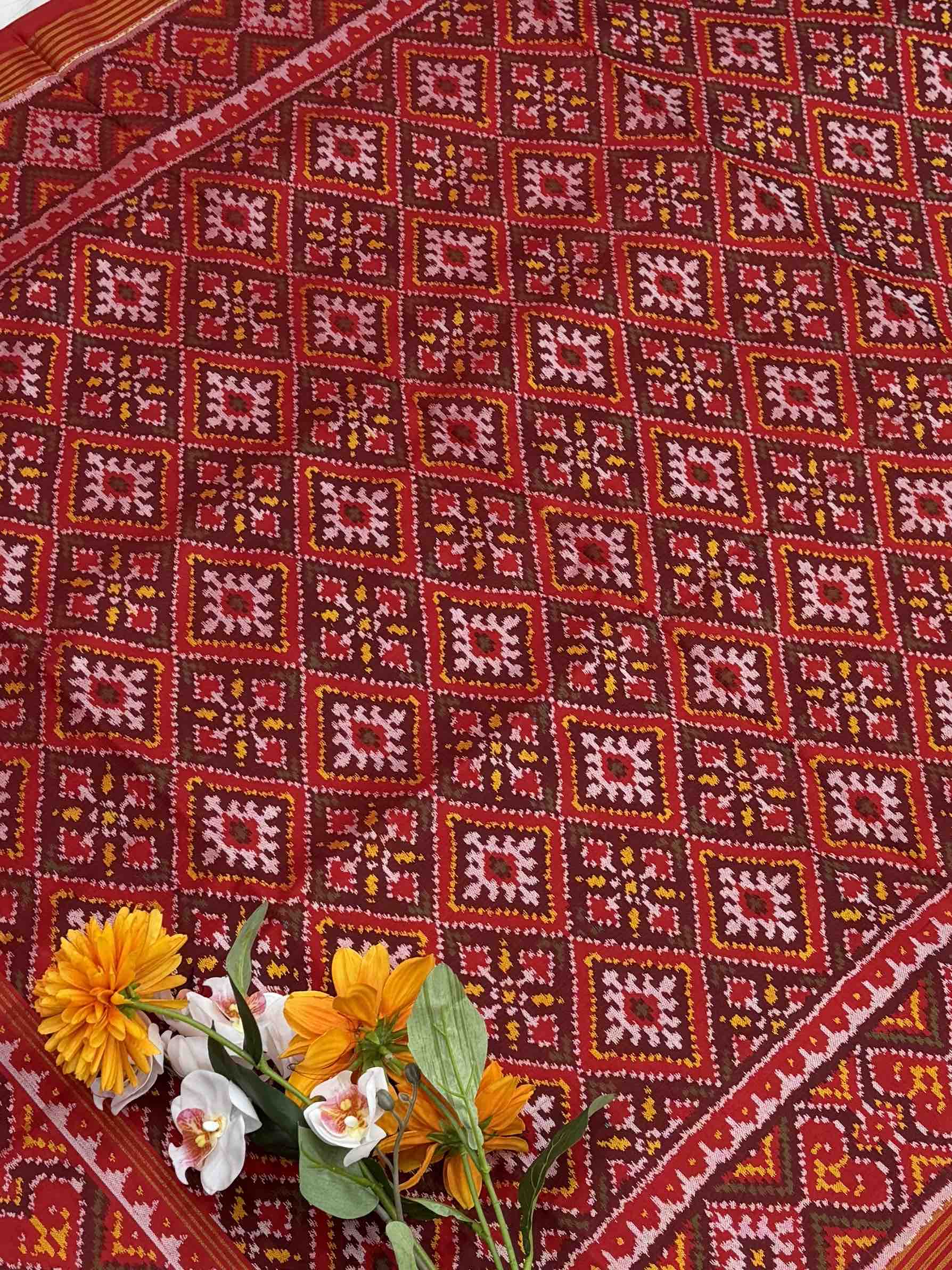 Red & brown panchanda single ikat patan patola