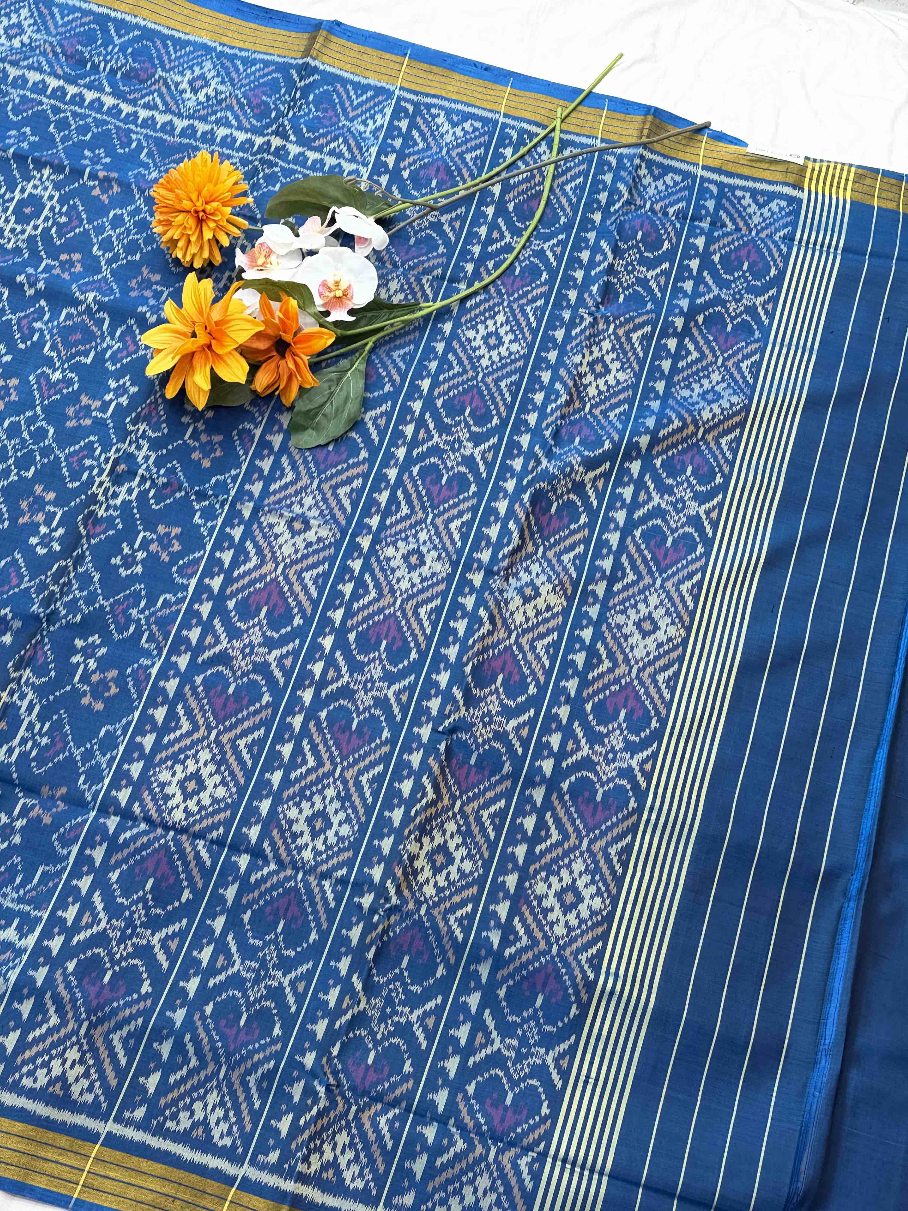 Cobalt blue Manekchawk Rajkot Patola Saree