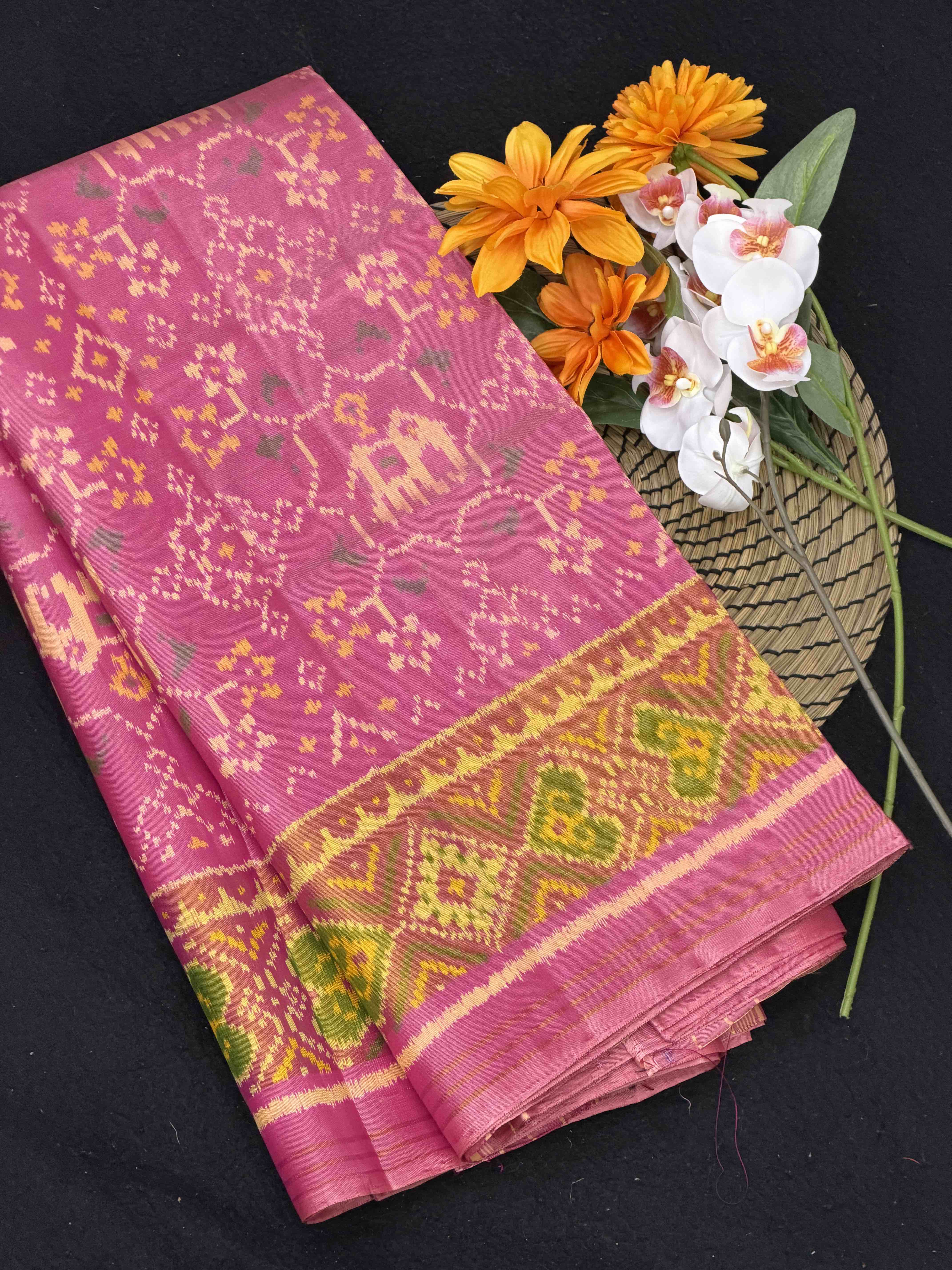 Bany Pink navratan Hathi Rajkot Patola Saree