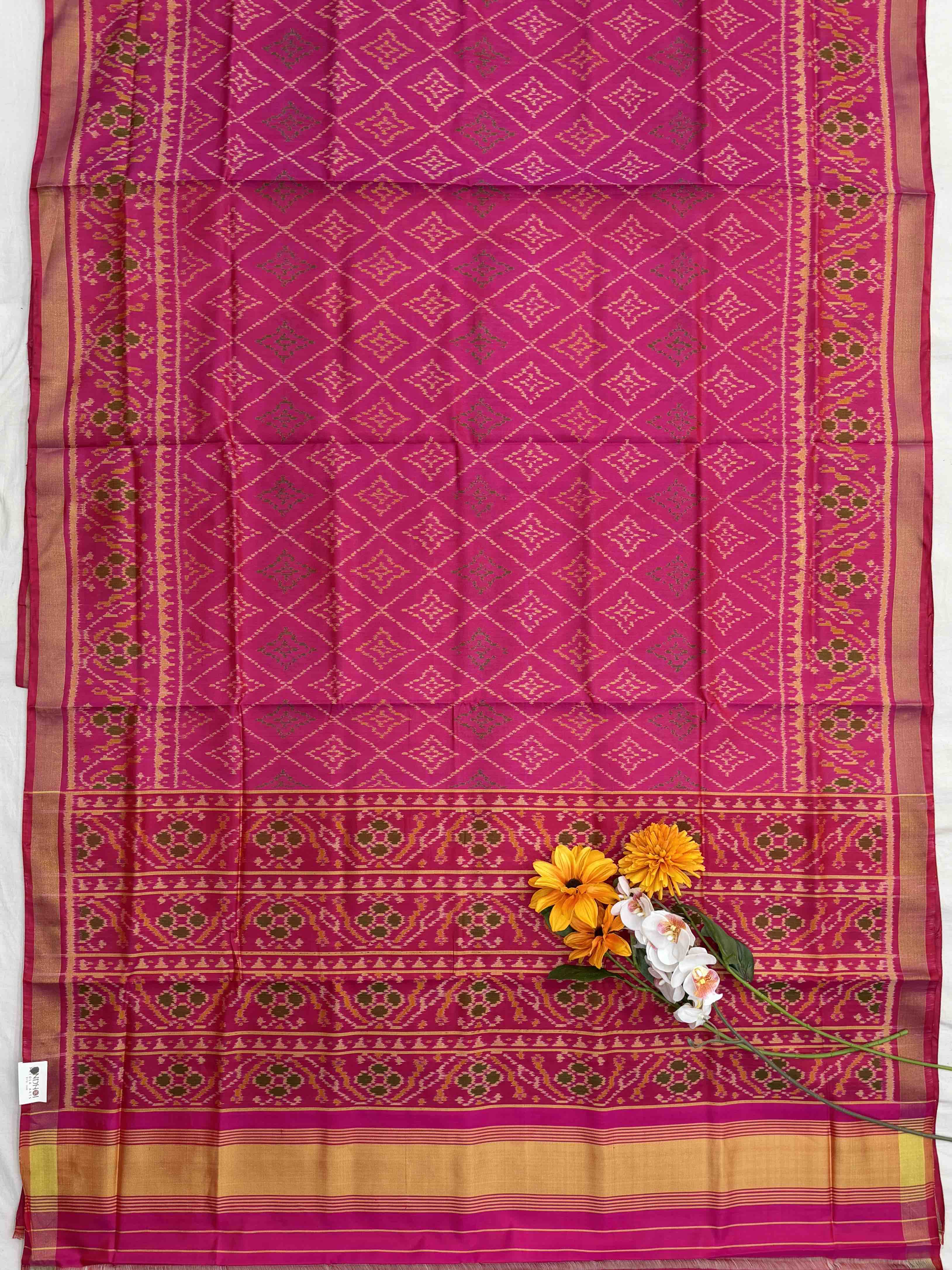 Pink Chokhtabhat Rajkot Patola Saree