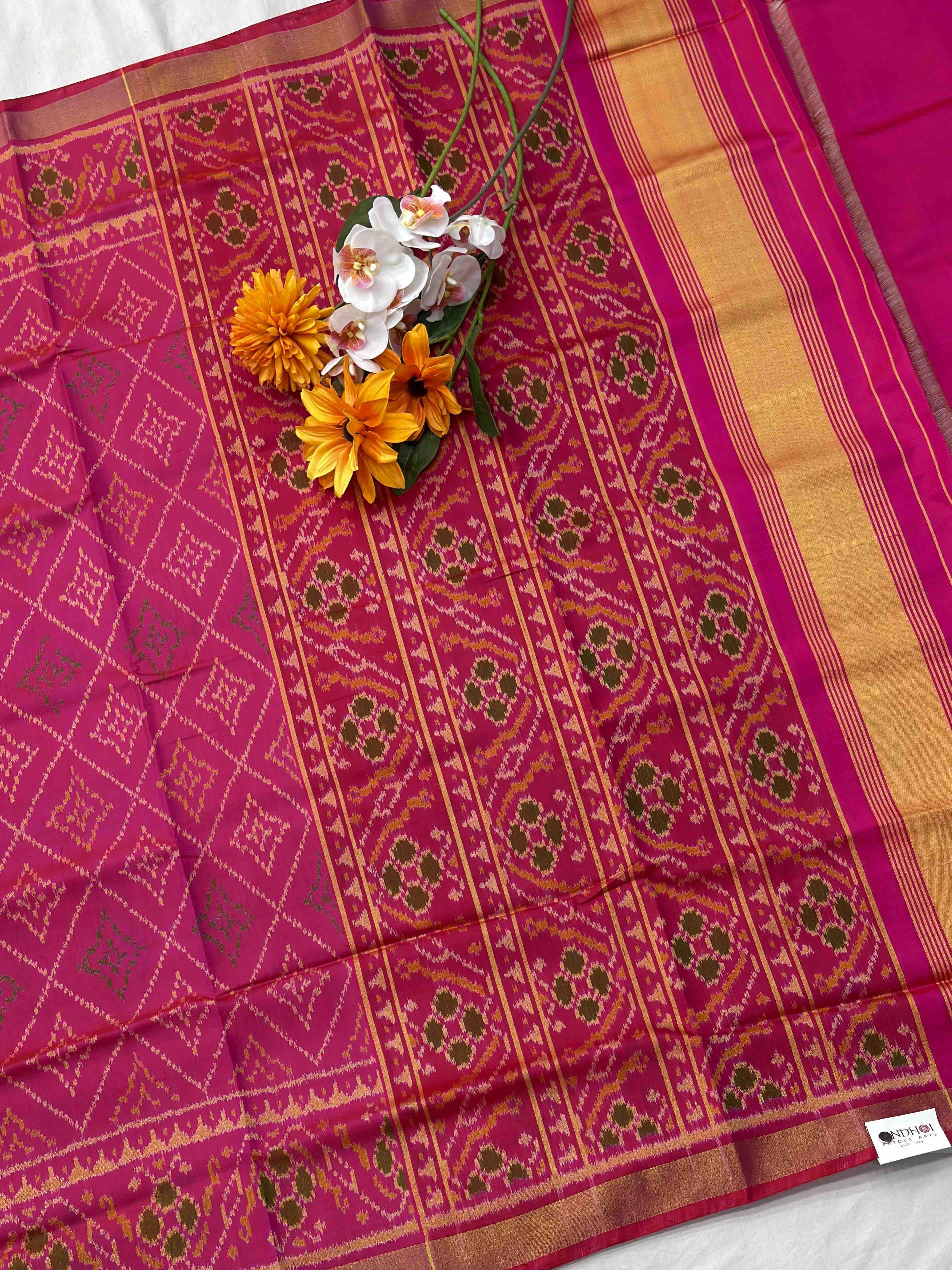 Pink Chokhtabhat Rajkot Patola Saree