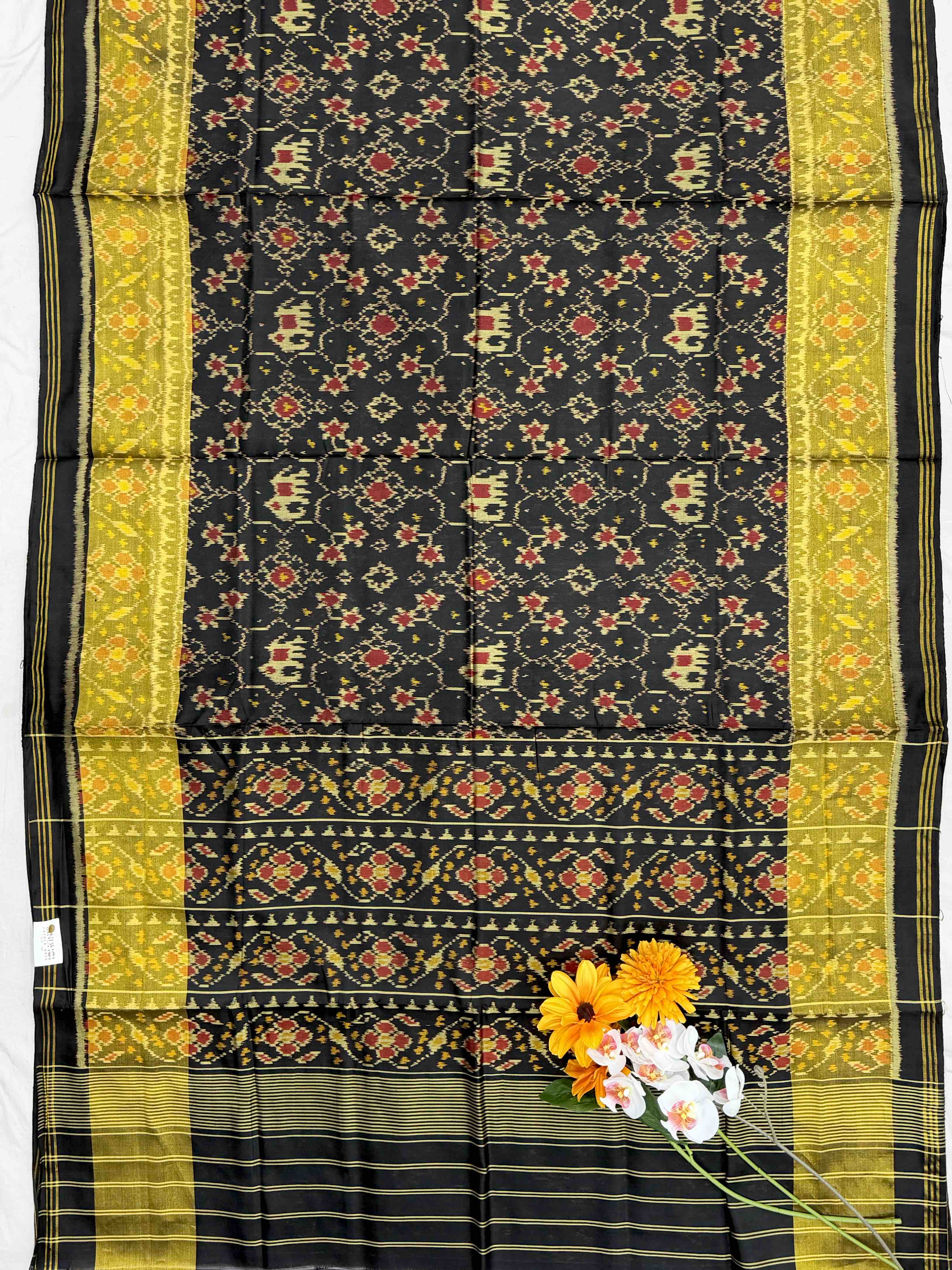 Boack Navaratan Hathi tissue border patola saree