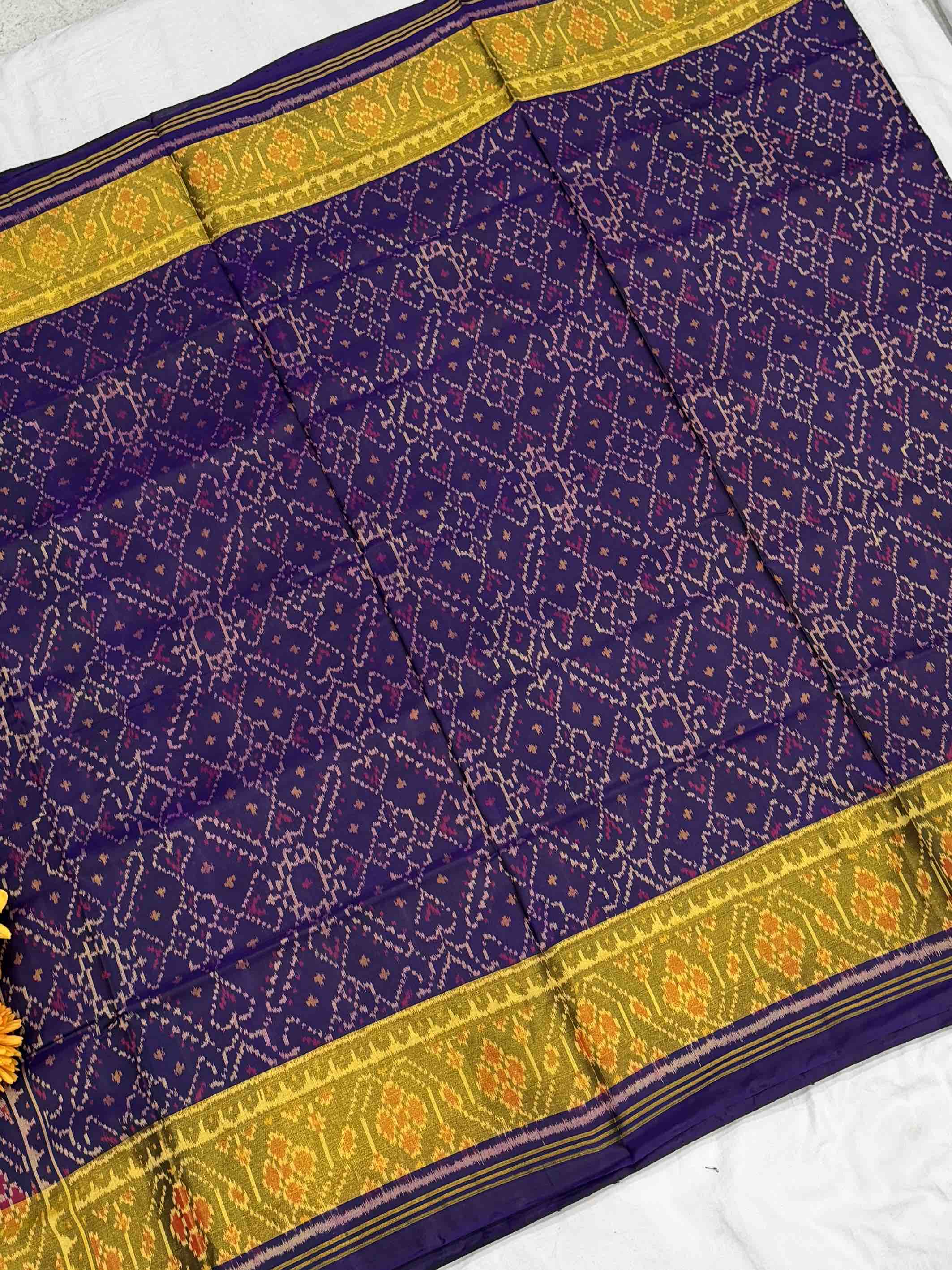 Purple Manekchawk Tissue border Patola Saree