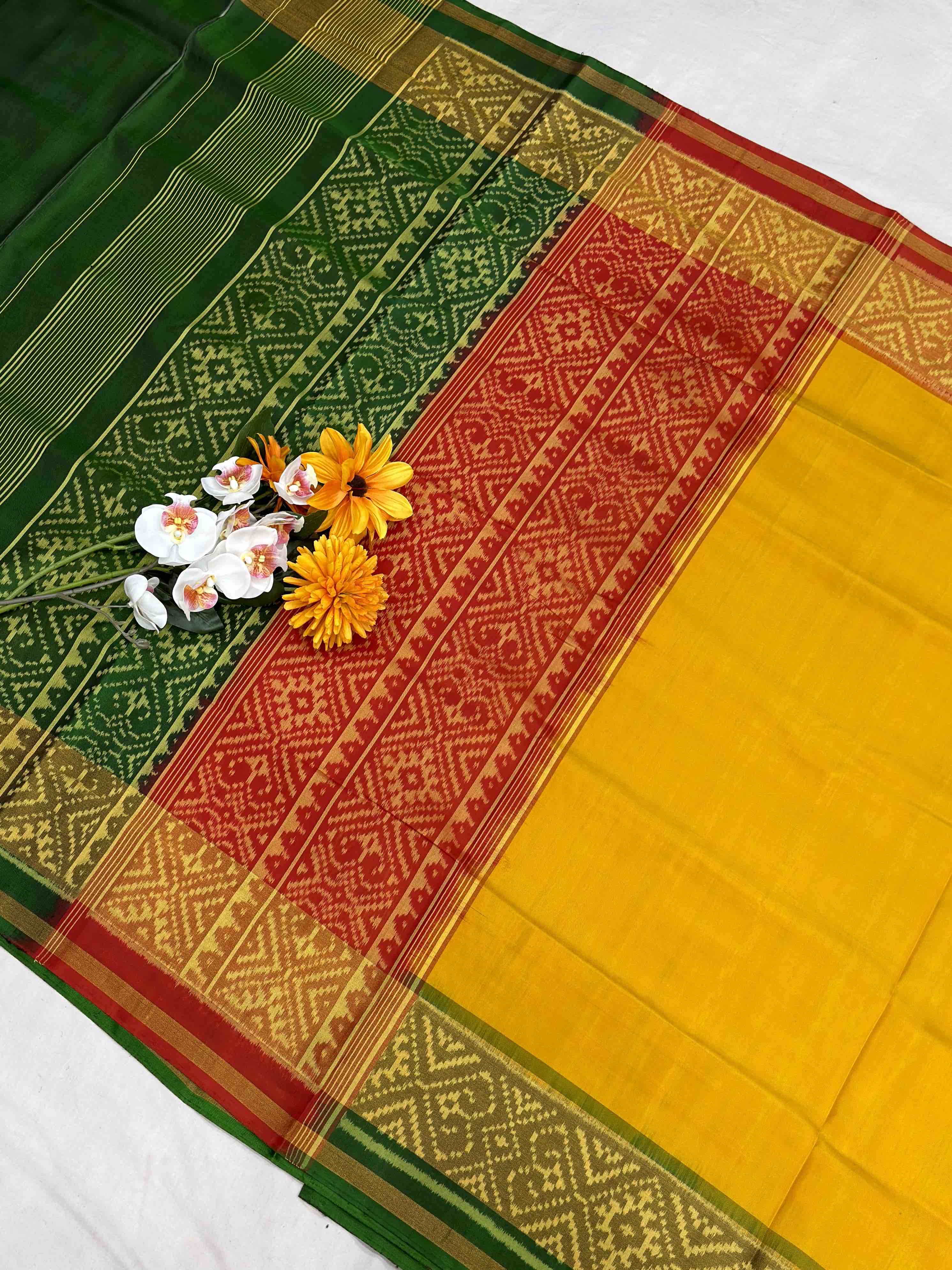 Ganga Jamuna Plain Gala border Patola saree