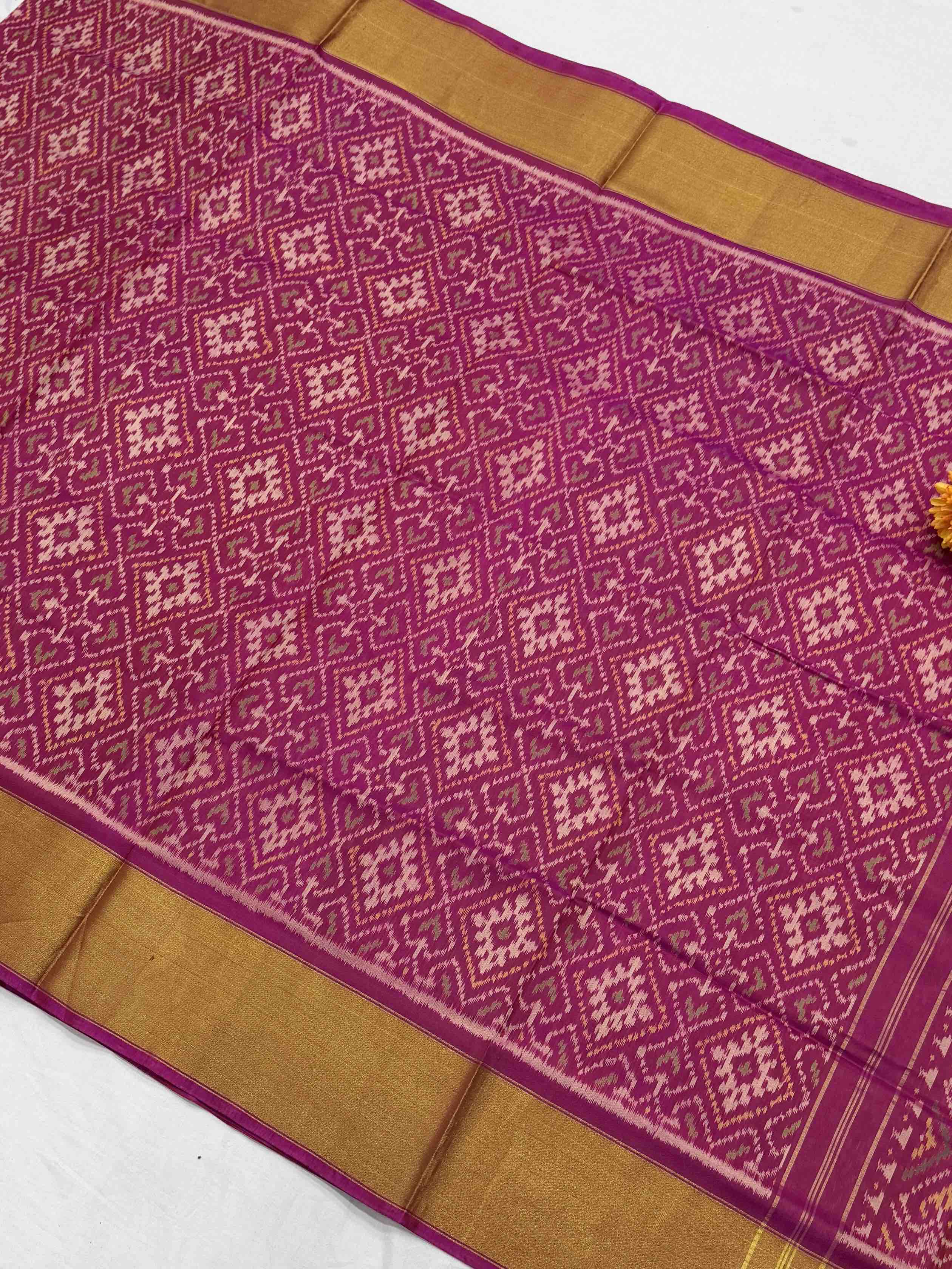 Traditional Wine Pink Rajkot Patola Saree - Handwoven Single Ikat
