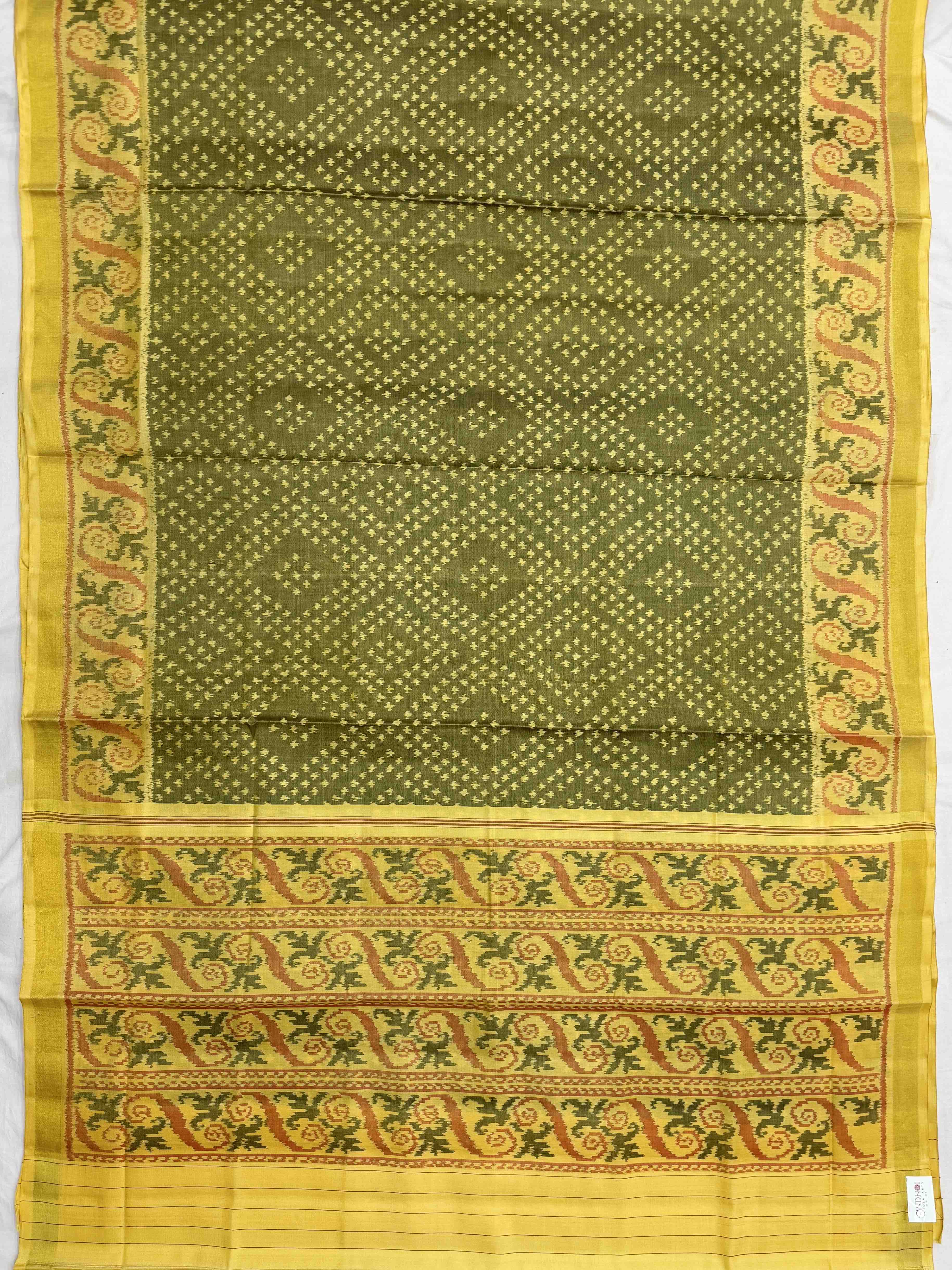 Light Yellow & mahedi designer single ikat patola saree