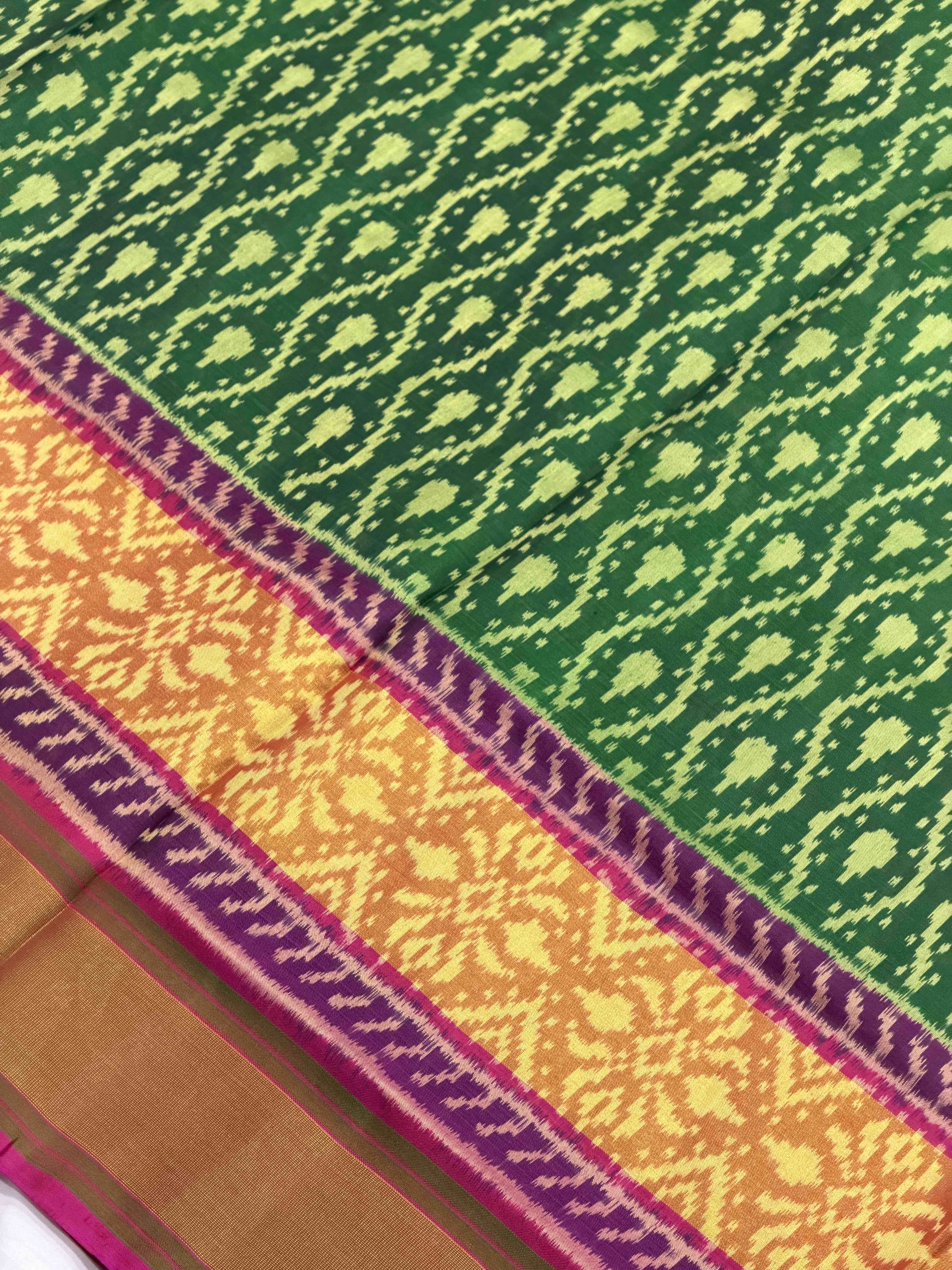 Traditional Pink & green Rajkot Patola Saree - Handwoven Single Ikat