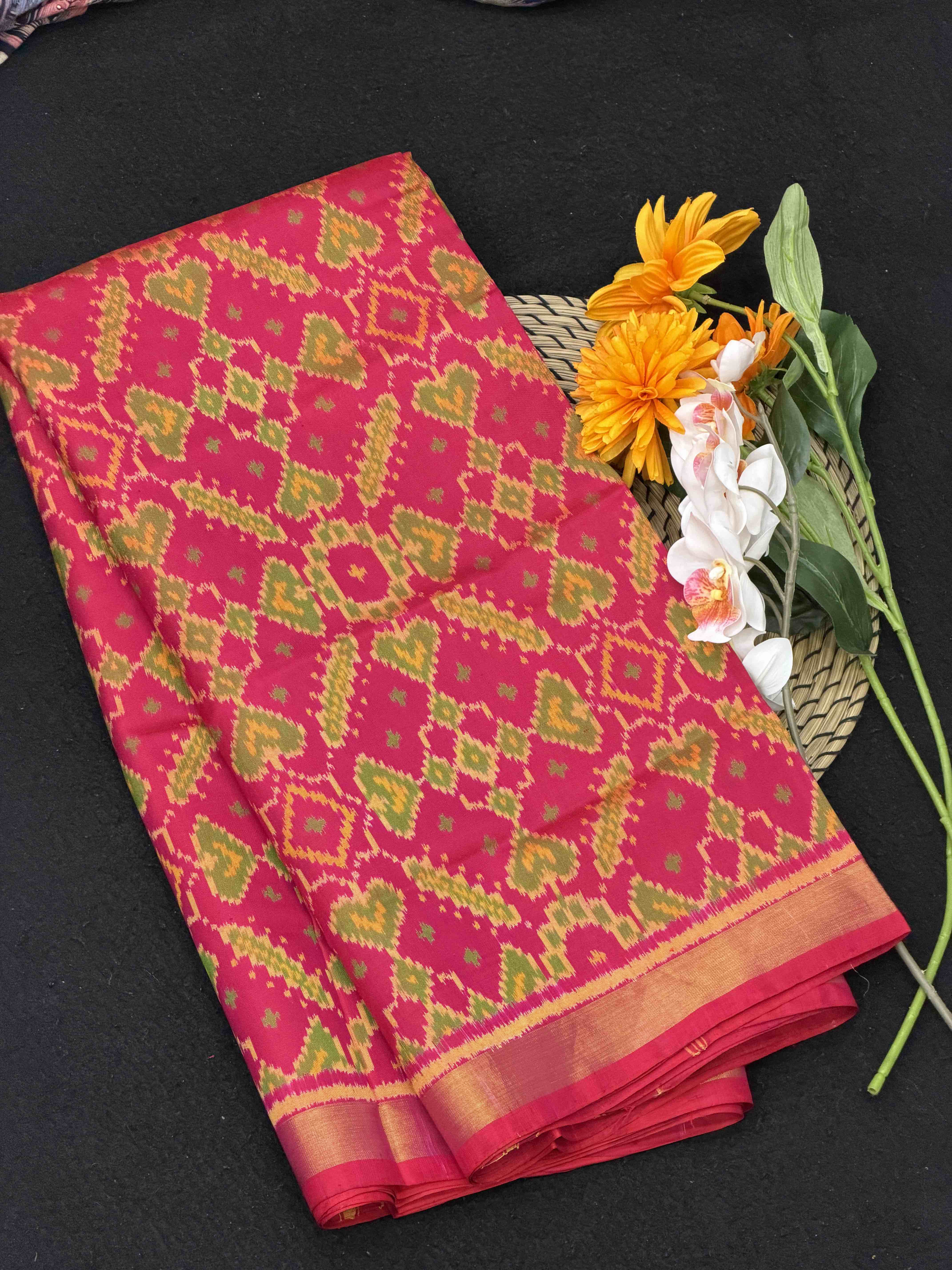 Pink Lagdi Patti Manekchawk Tissue Border Patola Saree