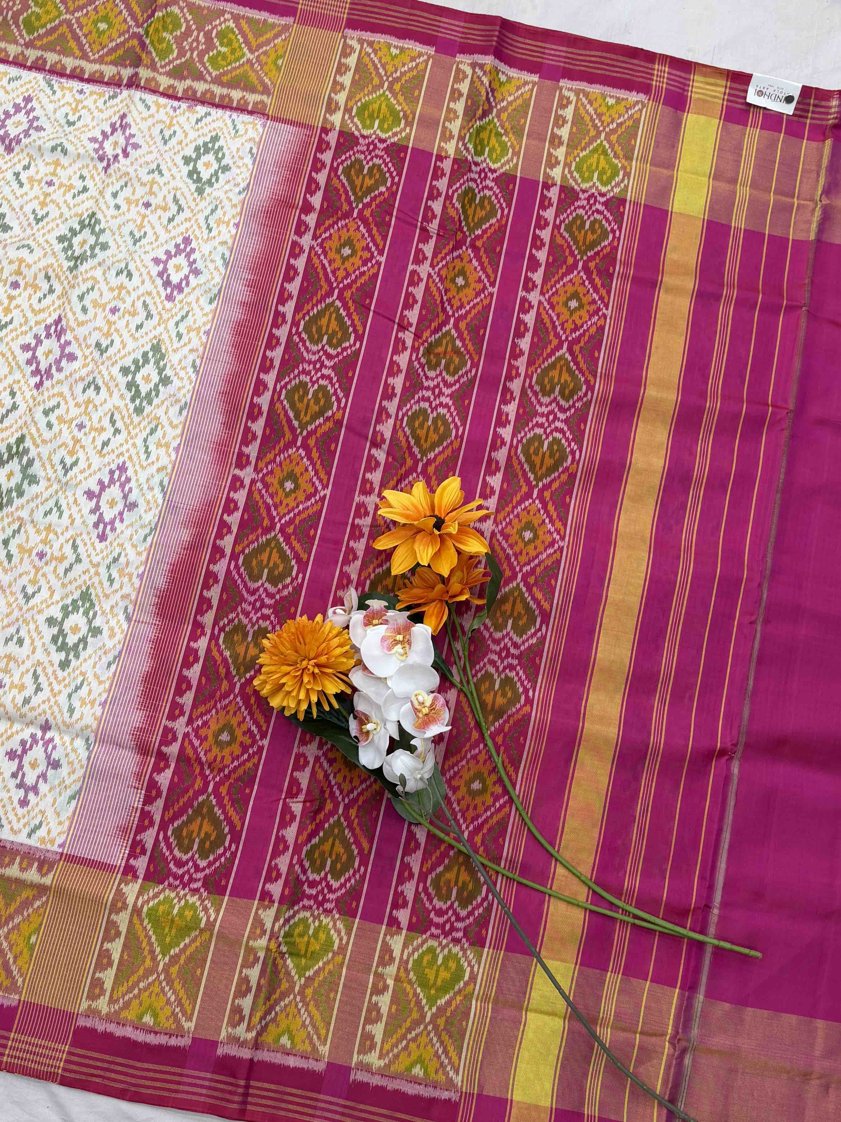 Pink & white Panchanda Tissue border Rajkot Patola Saree