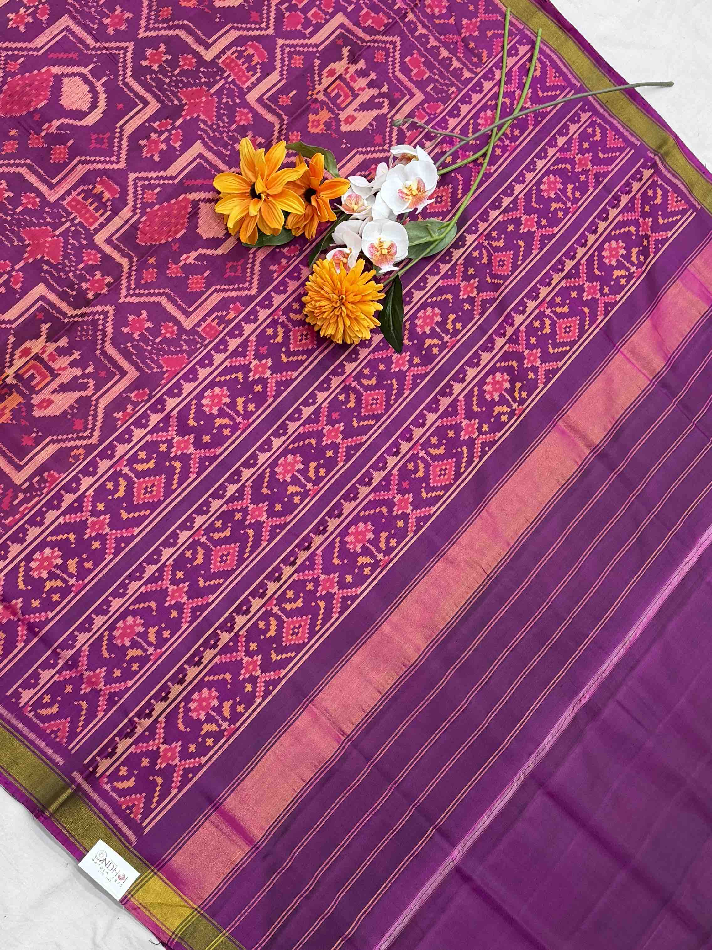 Purple Star design Small border Patola saree
