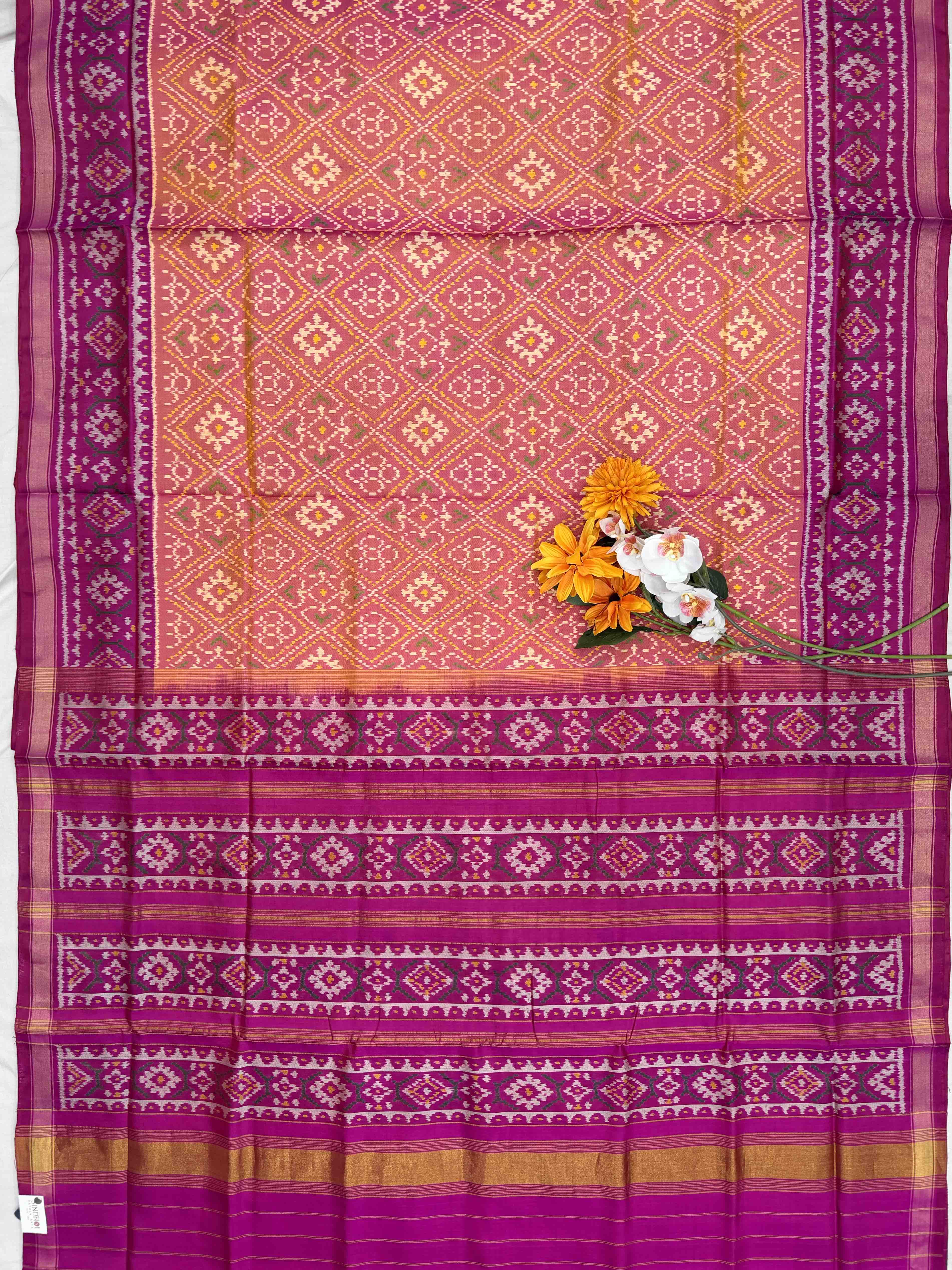 Magenta pink & Peach panchanda small border patola saree