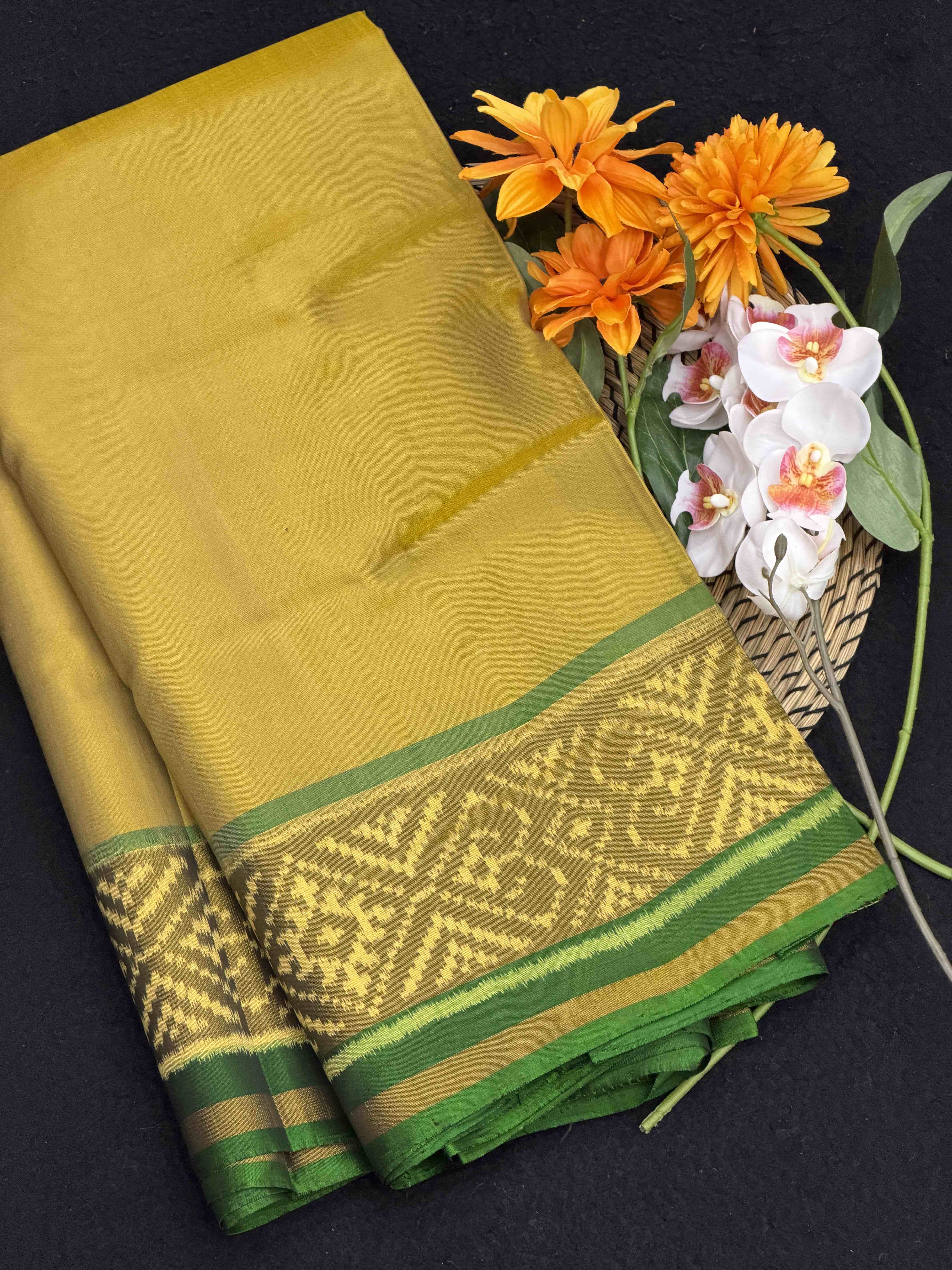Mahendi Power Shade Plain Rajkot Patola