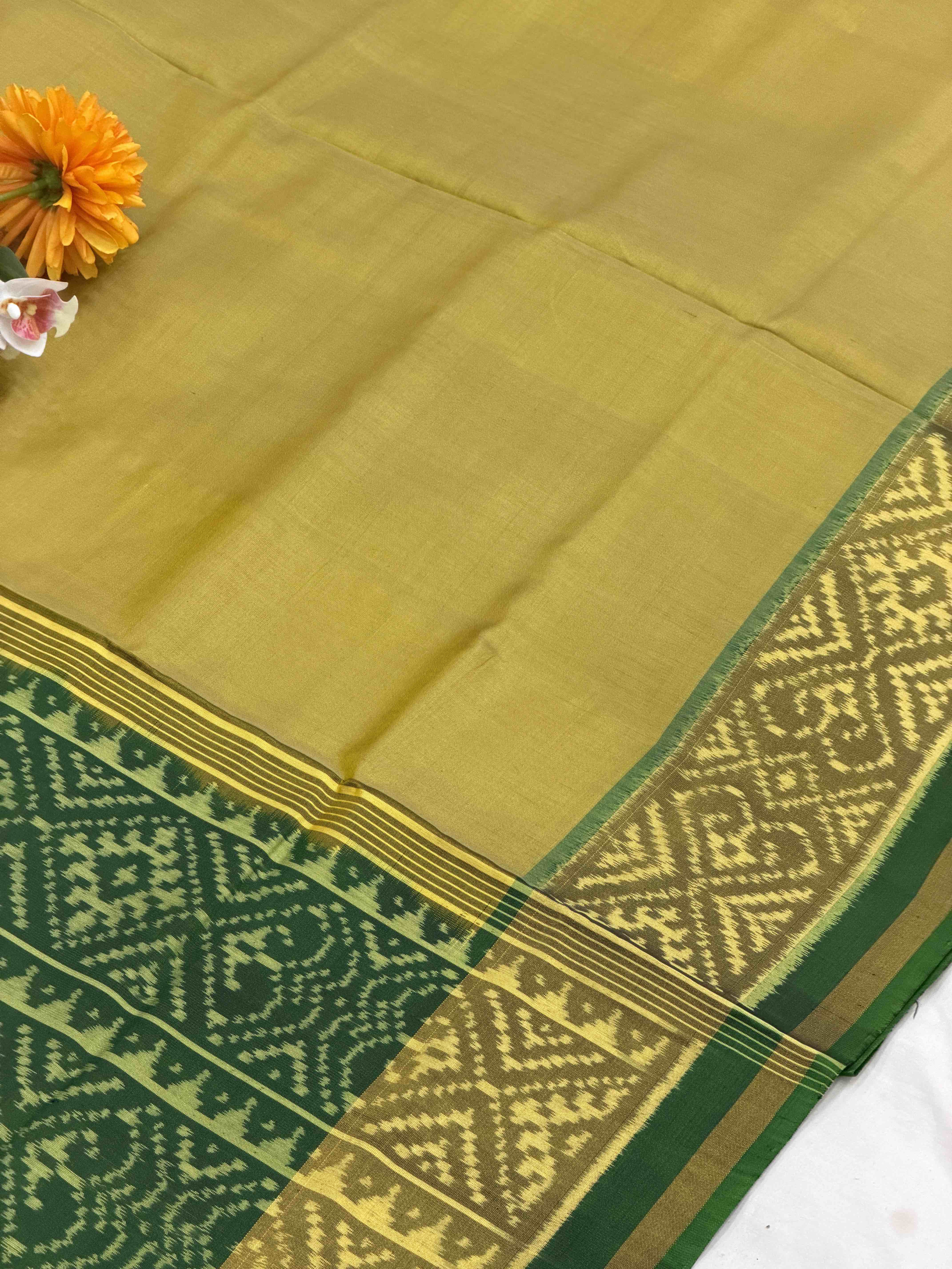 Mahendi Power Shade Plain Rajkot Patola
