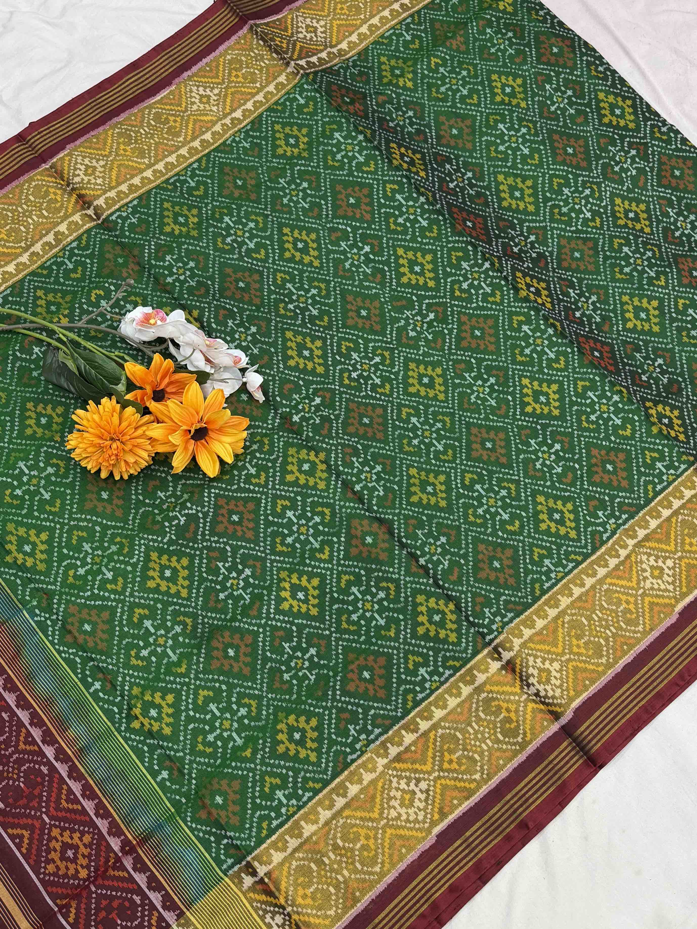 Maroon & Green chandabhat Rajkot Patola Saree
