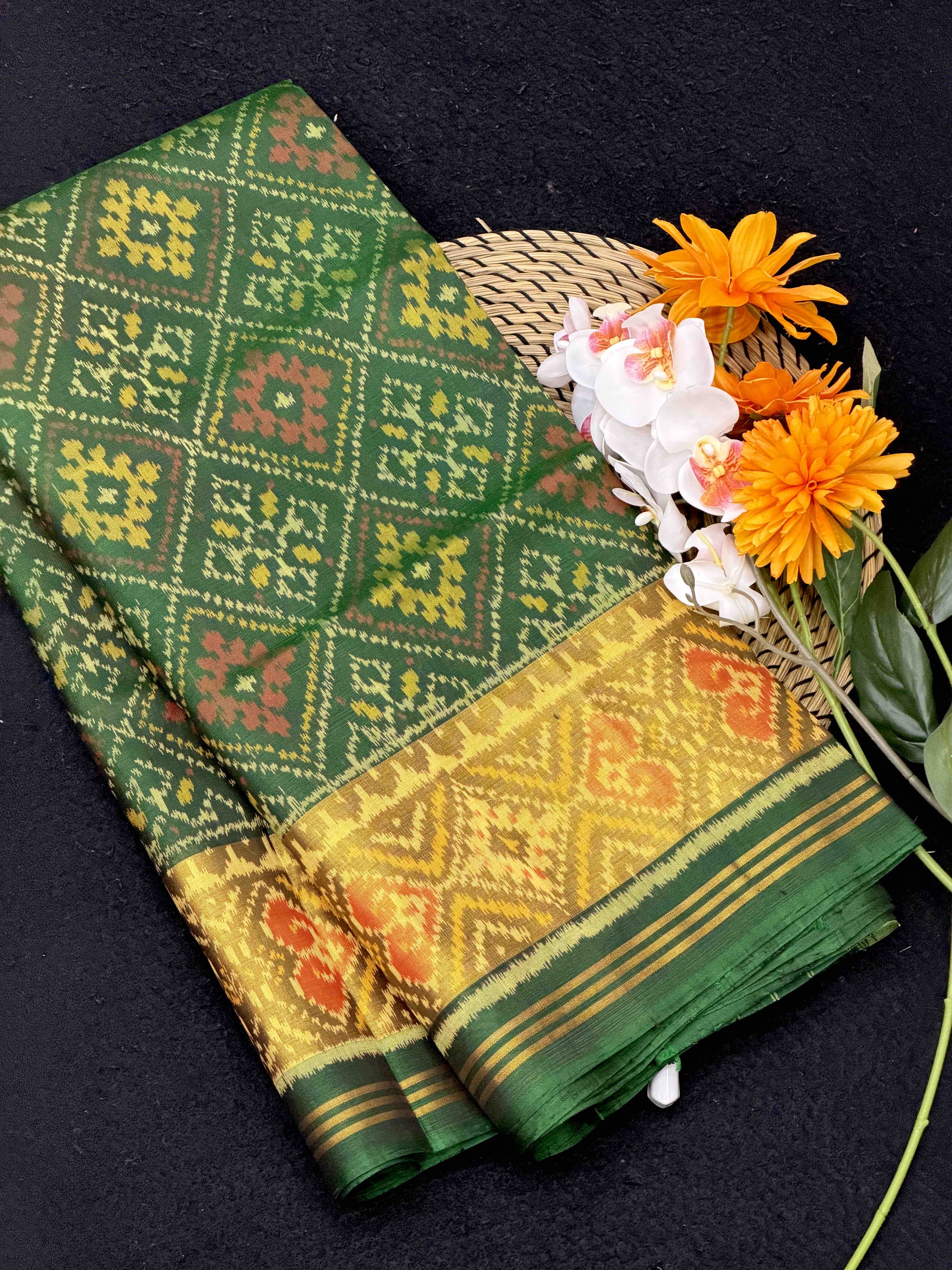 Green chandabhat Tissue Border Rajkot Patola