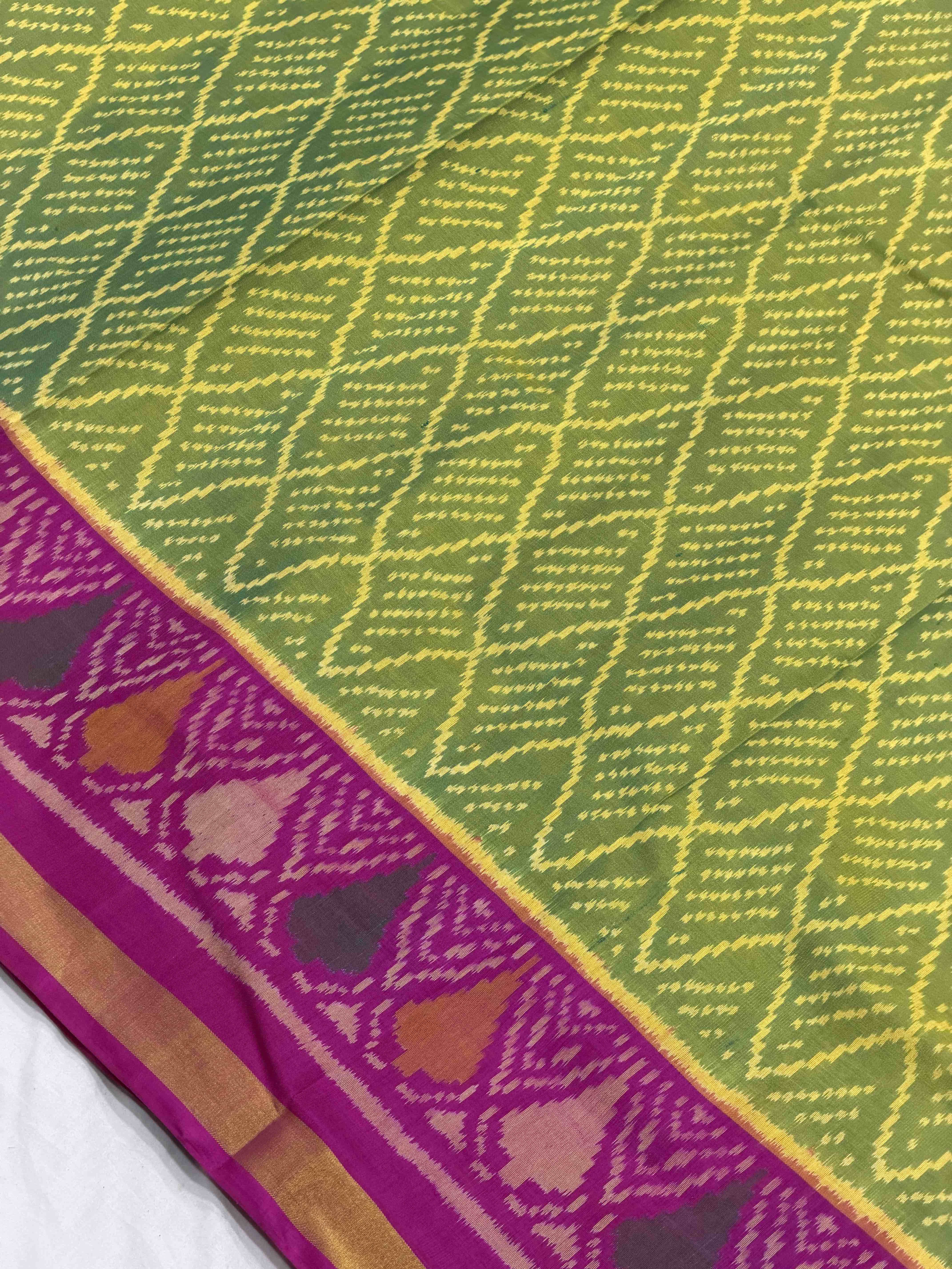 Pink & Parrot yellow shaded Patola Saree