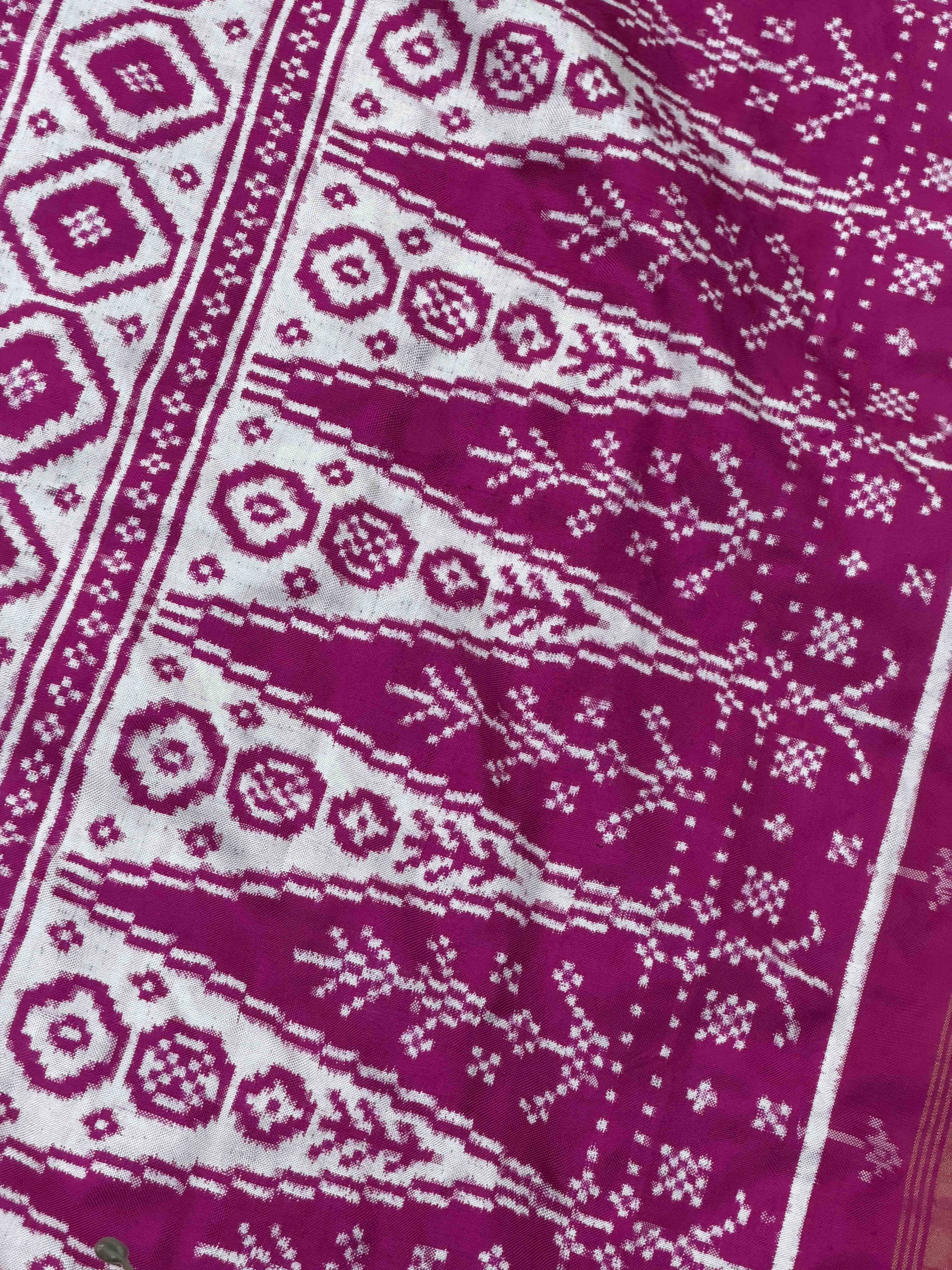 Tri colours of pink Laheriya Double Ikat Patan Patola Saree