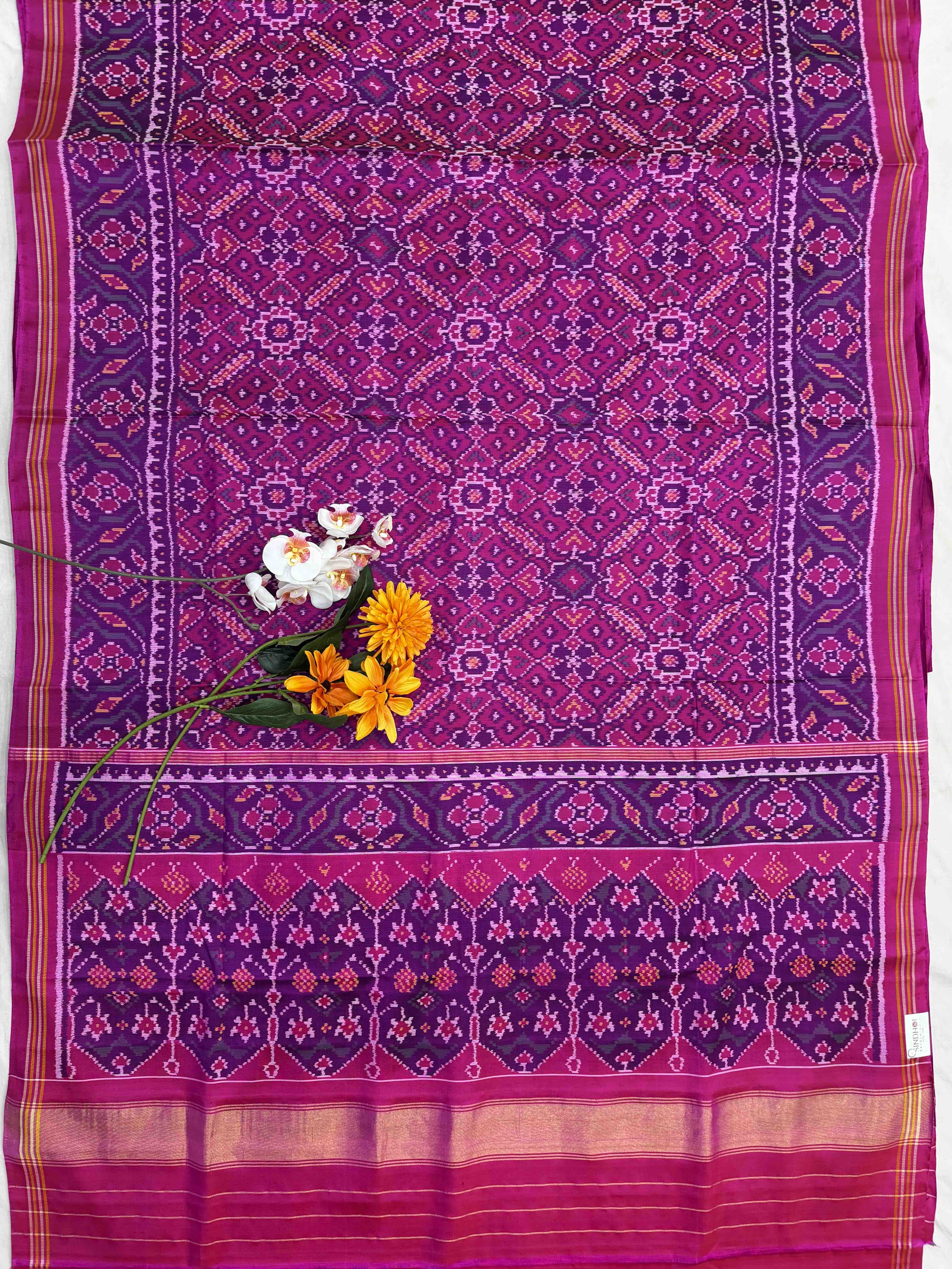 Pink Manekchawk single ikat Patola Saree